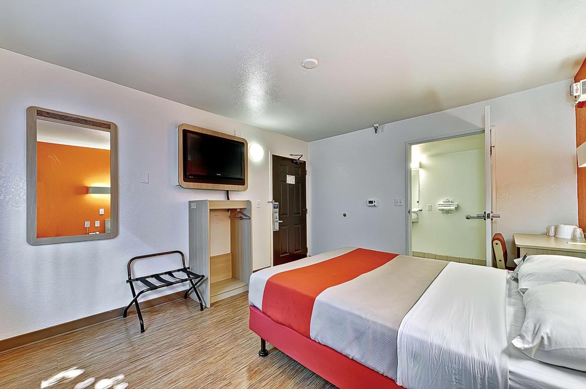 Motel 6-Glenview, IL - Chicago North photo 53