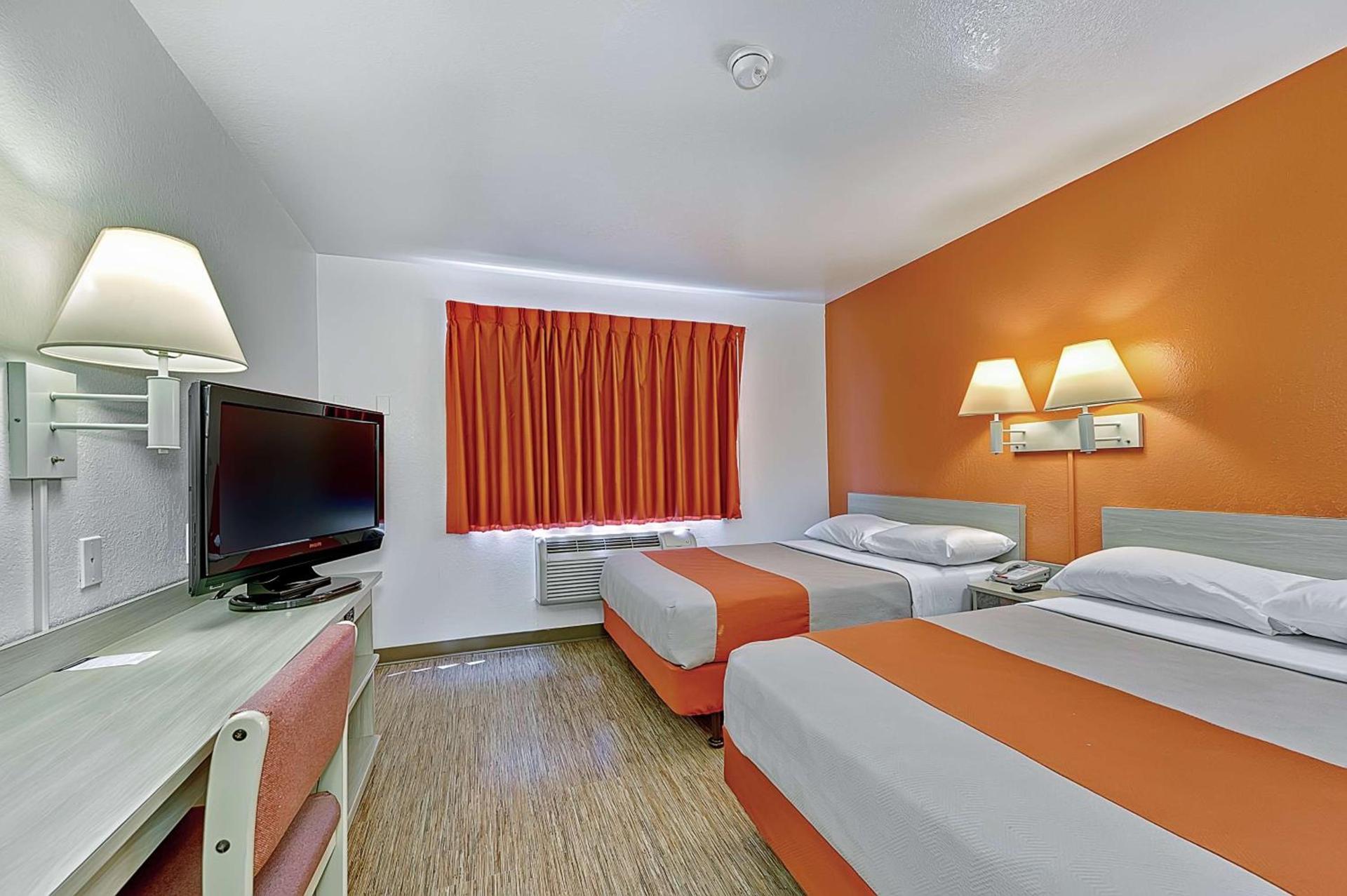Motel 6-Glenview, IL - Chicago North photo 52