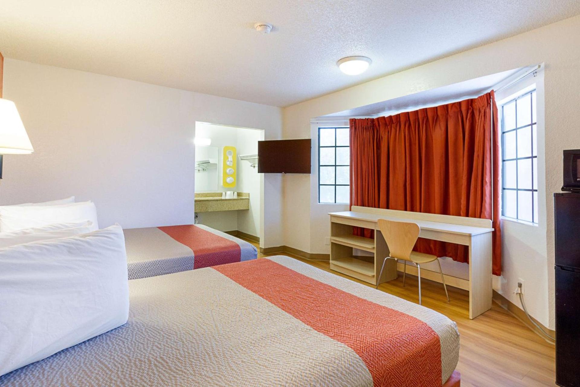 Motel 6-Mesa, AZ - South photo 47
