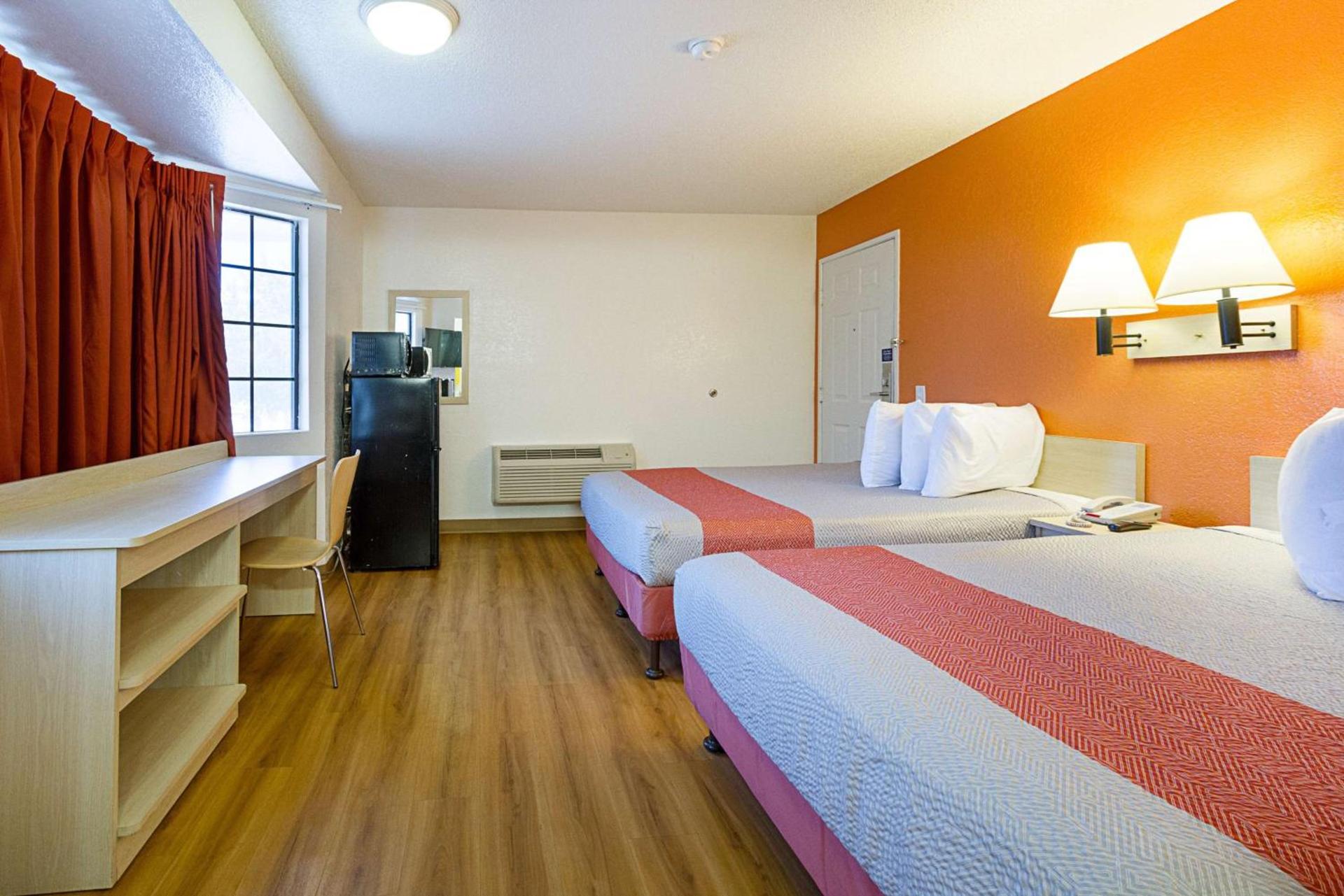 Motel 6-Mesa, AZ - South photo 46
