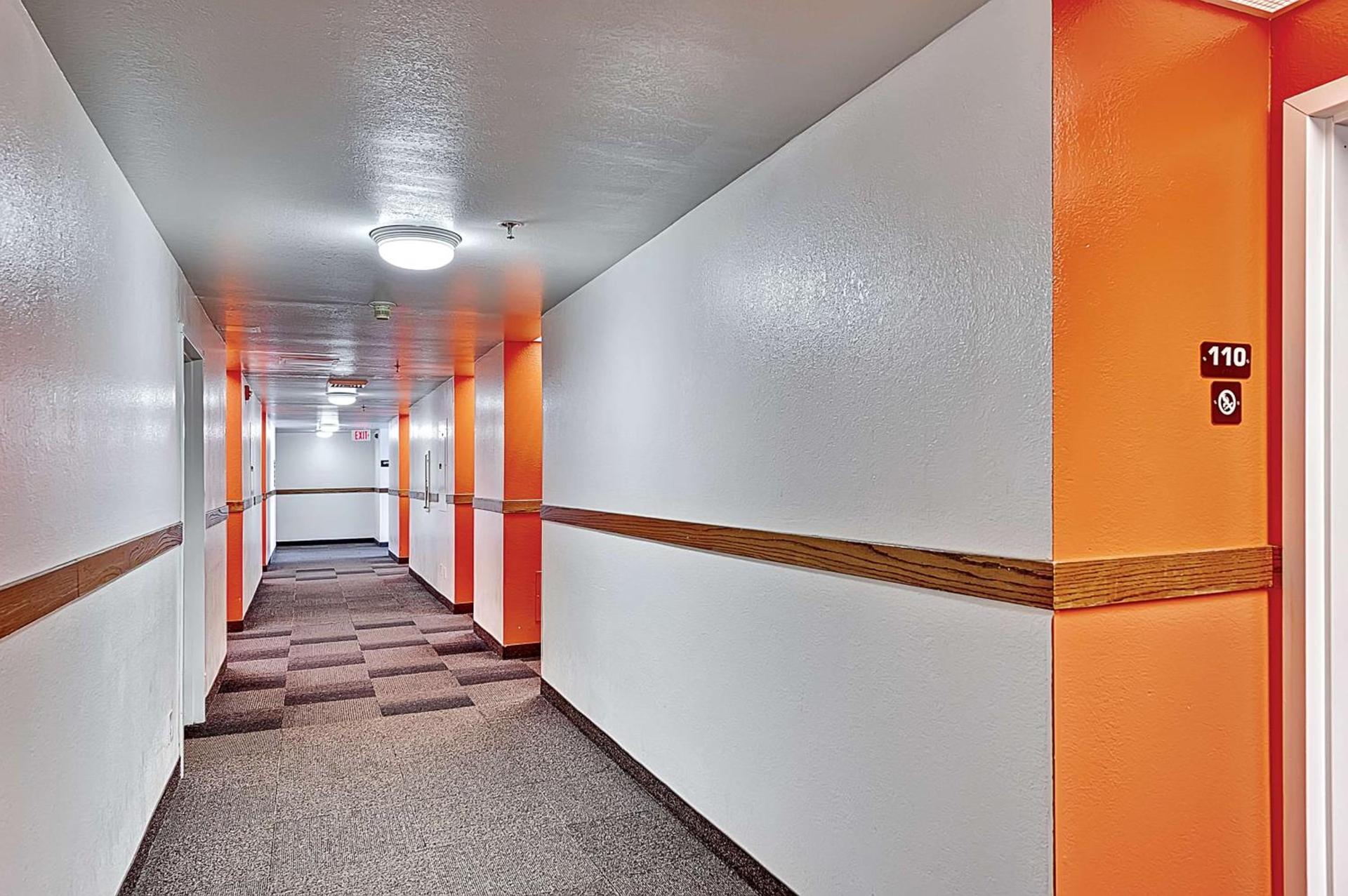 Motel 6-Glenview, IL - Chicago North photo 41
