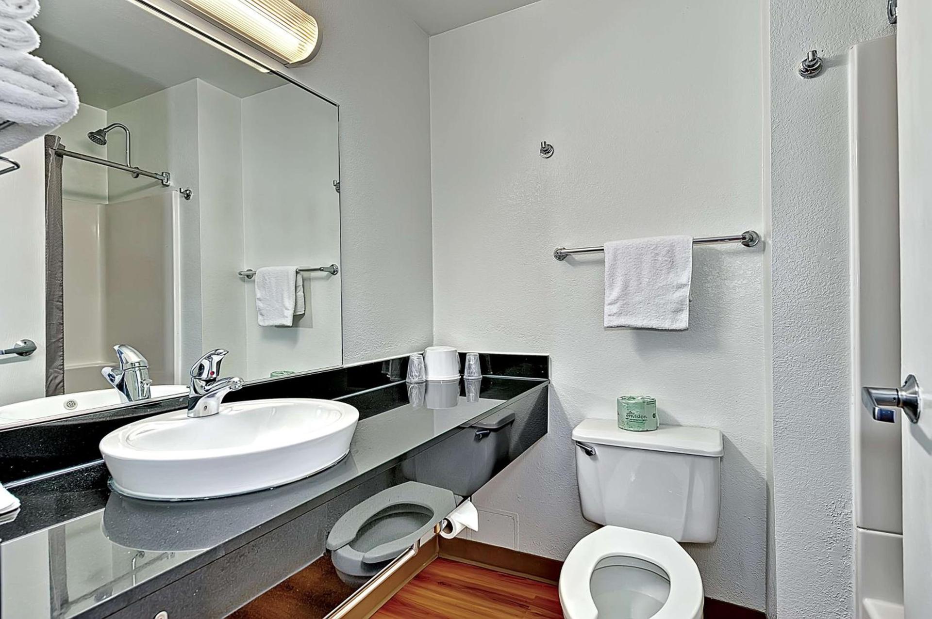 Motel 6-Glenview, IL - Chicago North photo 36