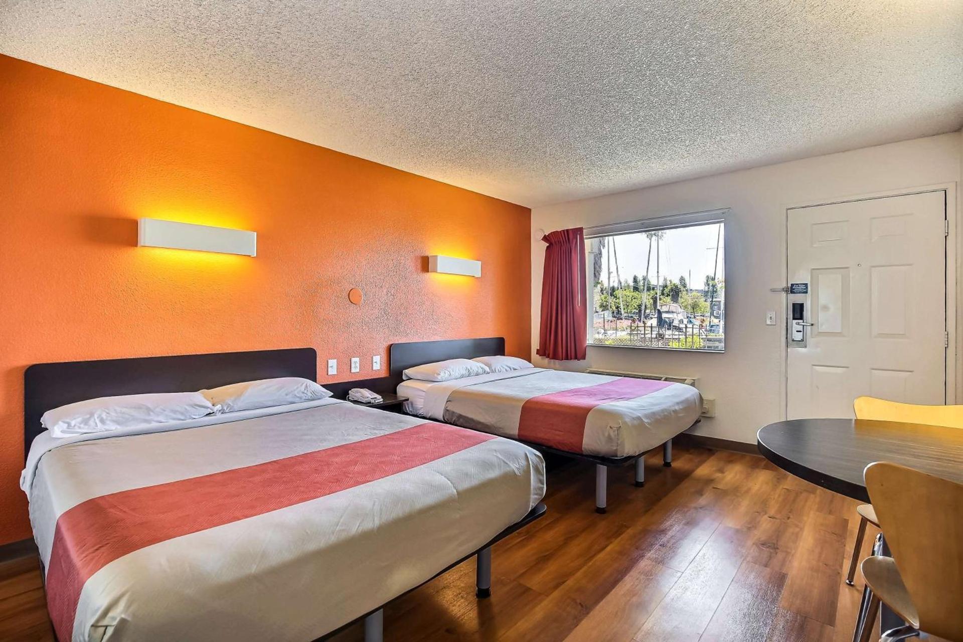 Motel 6-Oakland, CA - Embarcadero photo 43