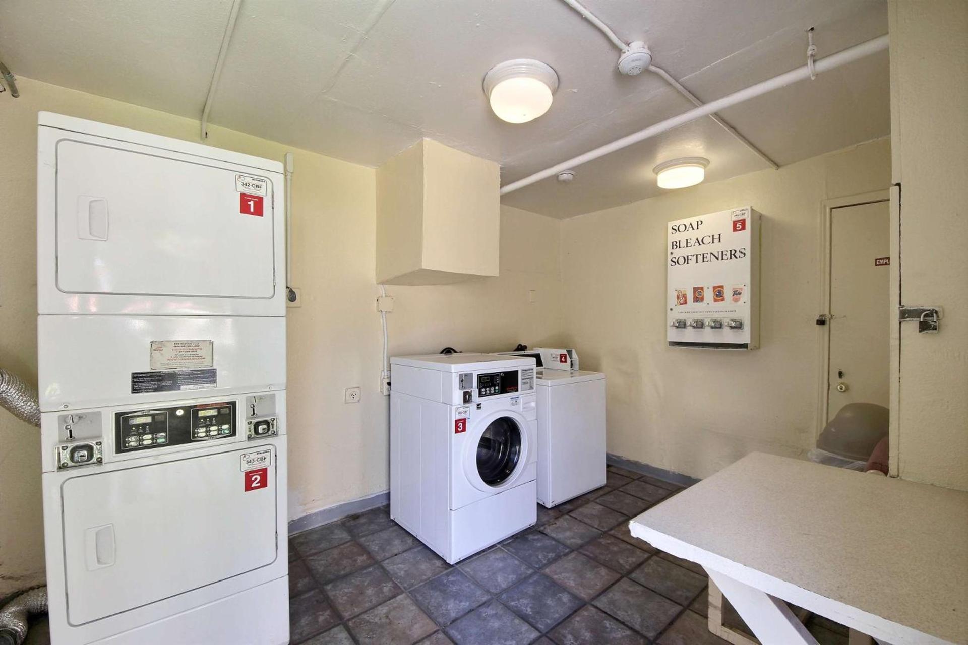 Motel 6-Laredo, TX - North I-35 photo 43