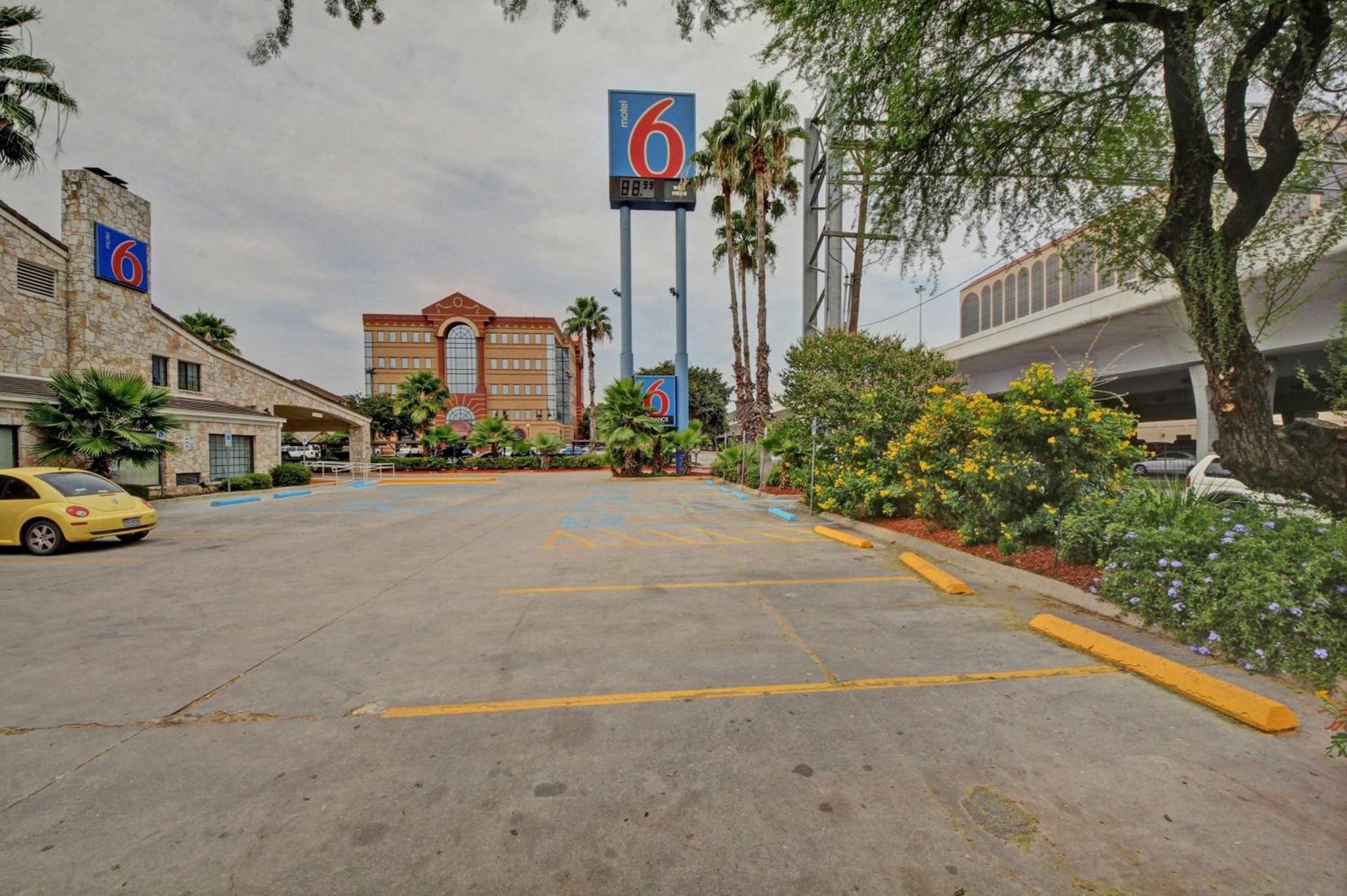 Motel 6-San Antonio, TX - Downtown - Market Square photo 62