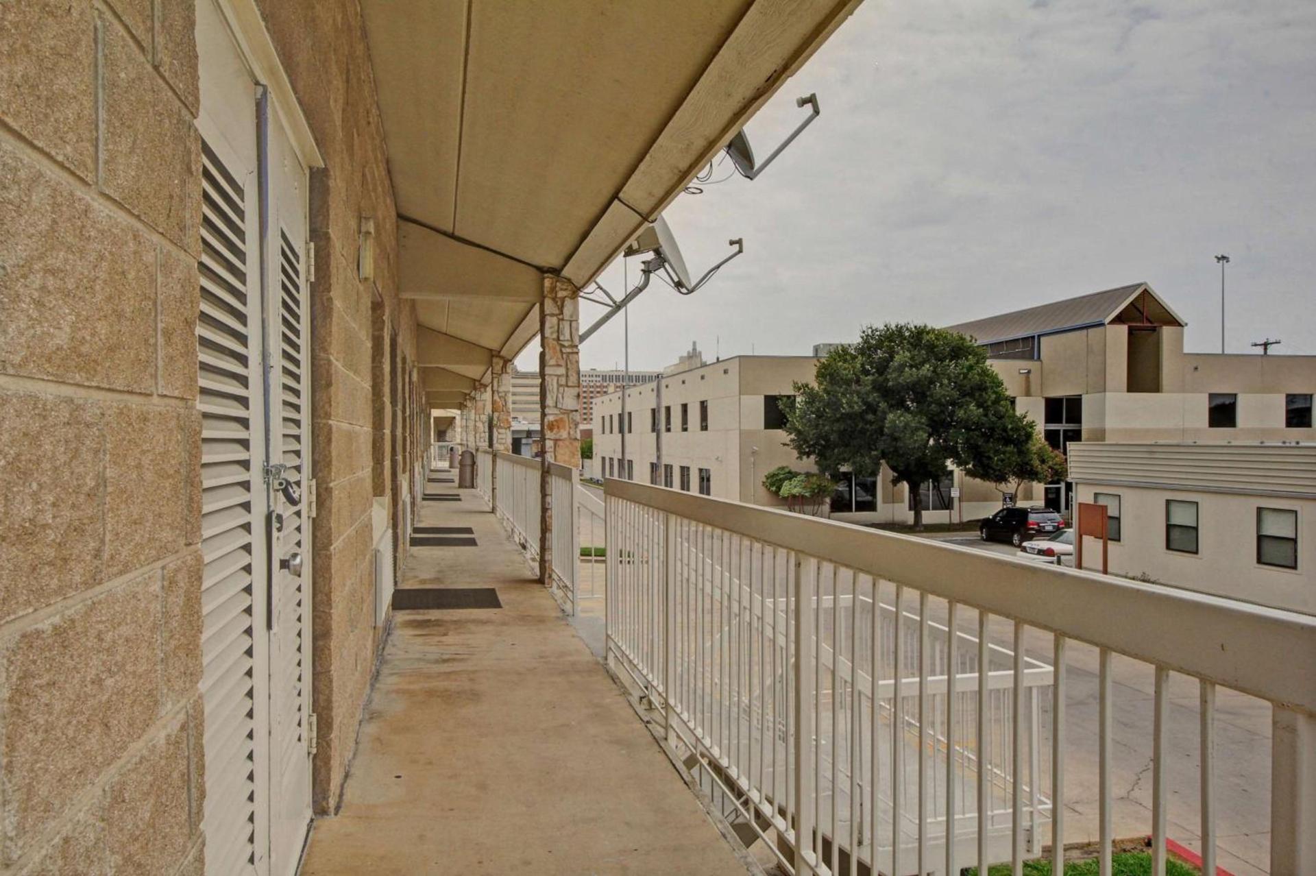 Motel 6-San Antonio, TX - Downtown - Market Square photo 54