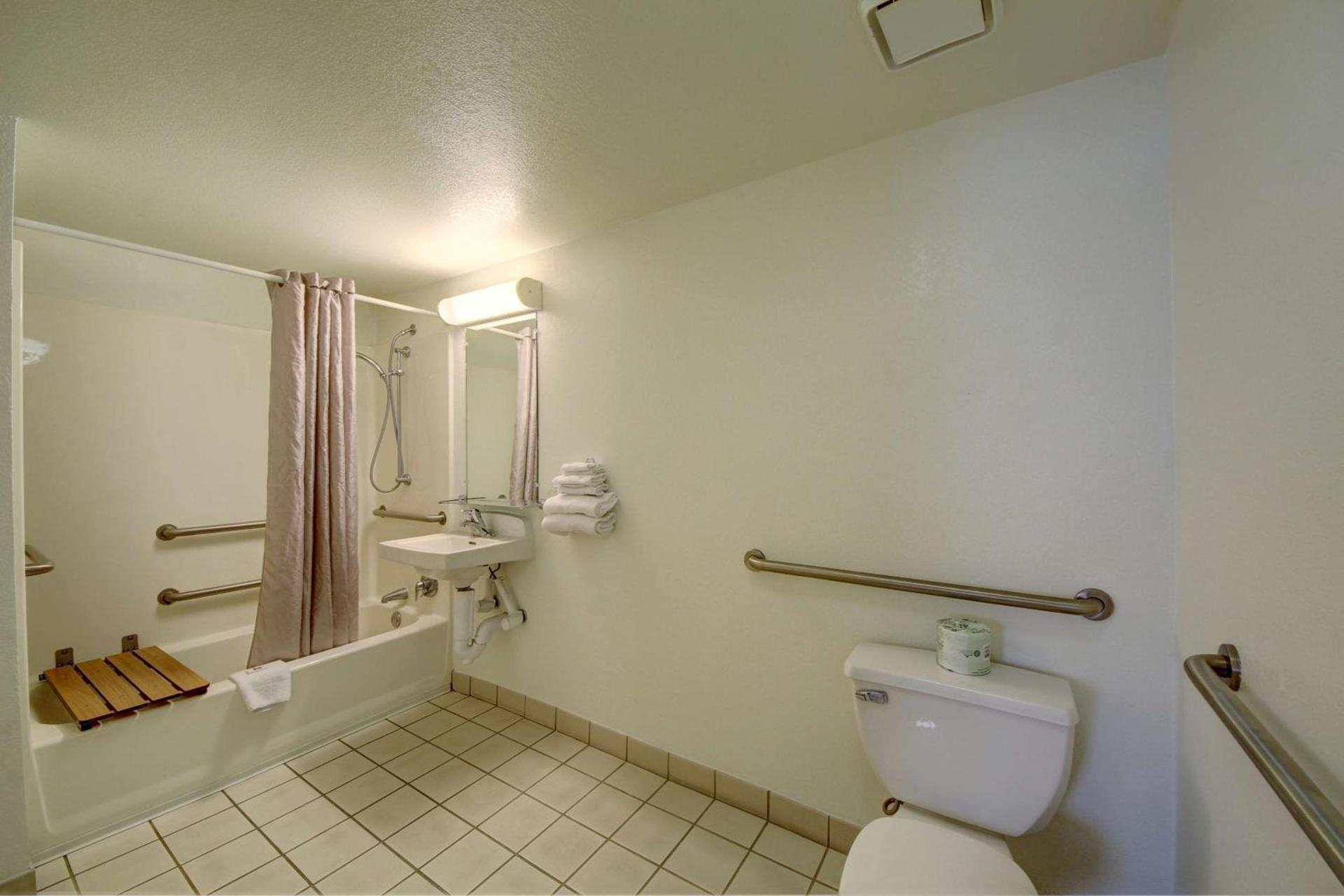 Motel 6-San Antonio, TX - Downtown - Market Square photo 39