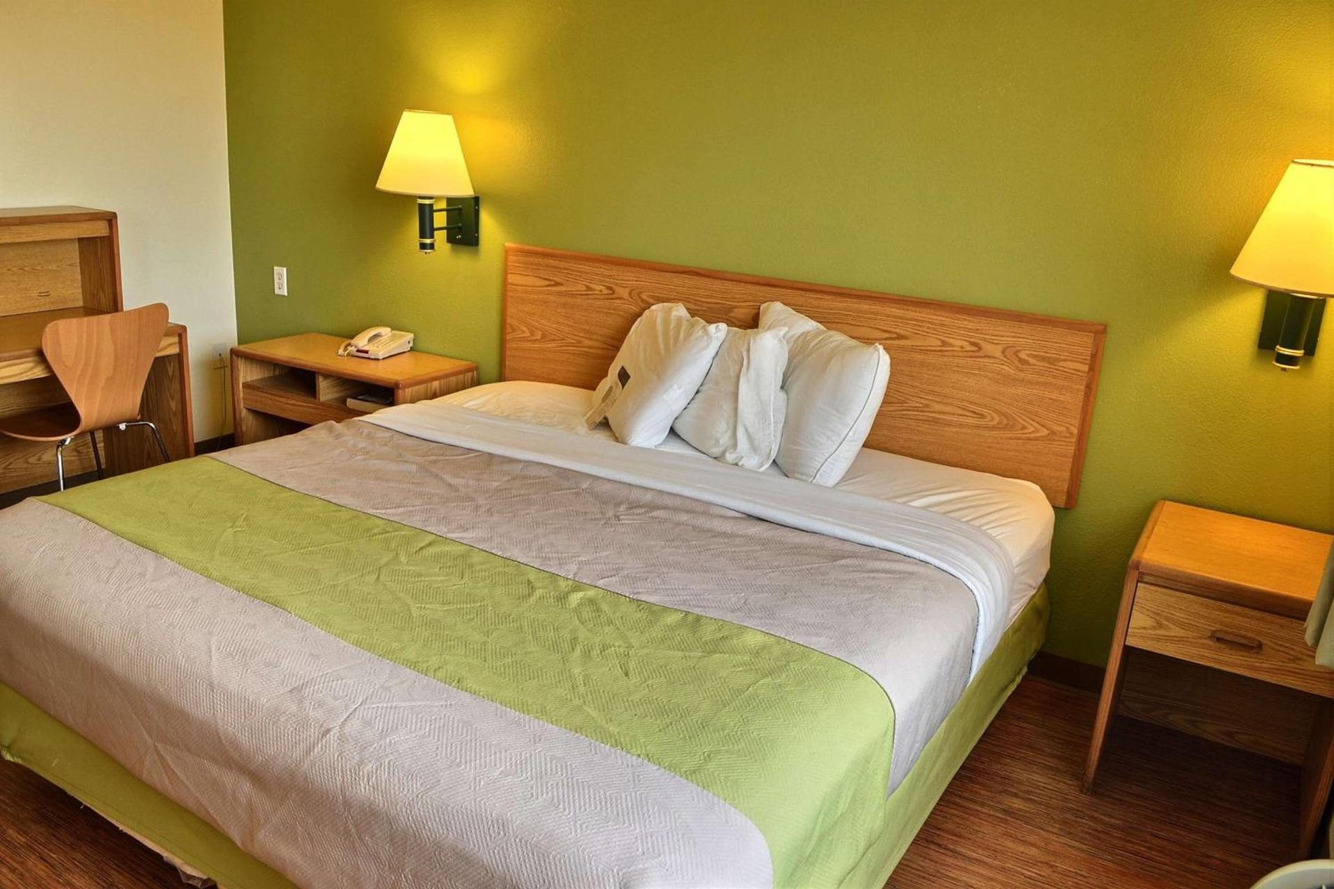 Motel 6-Billings, MT - North photo 55