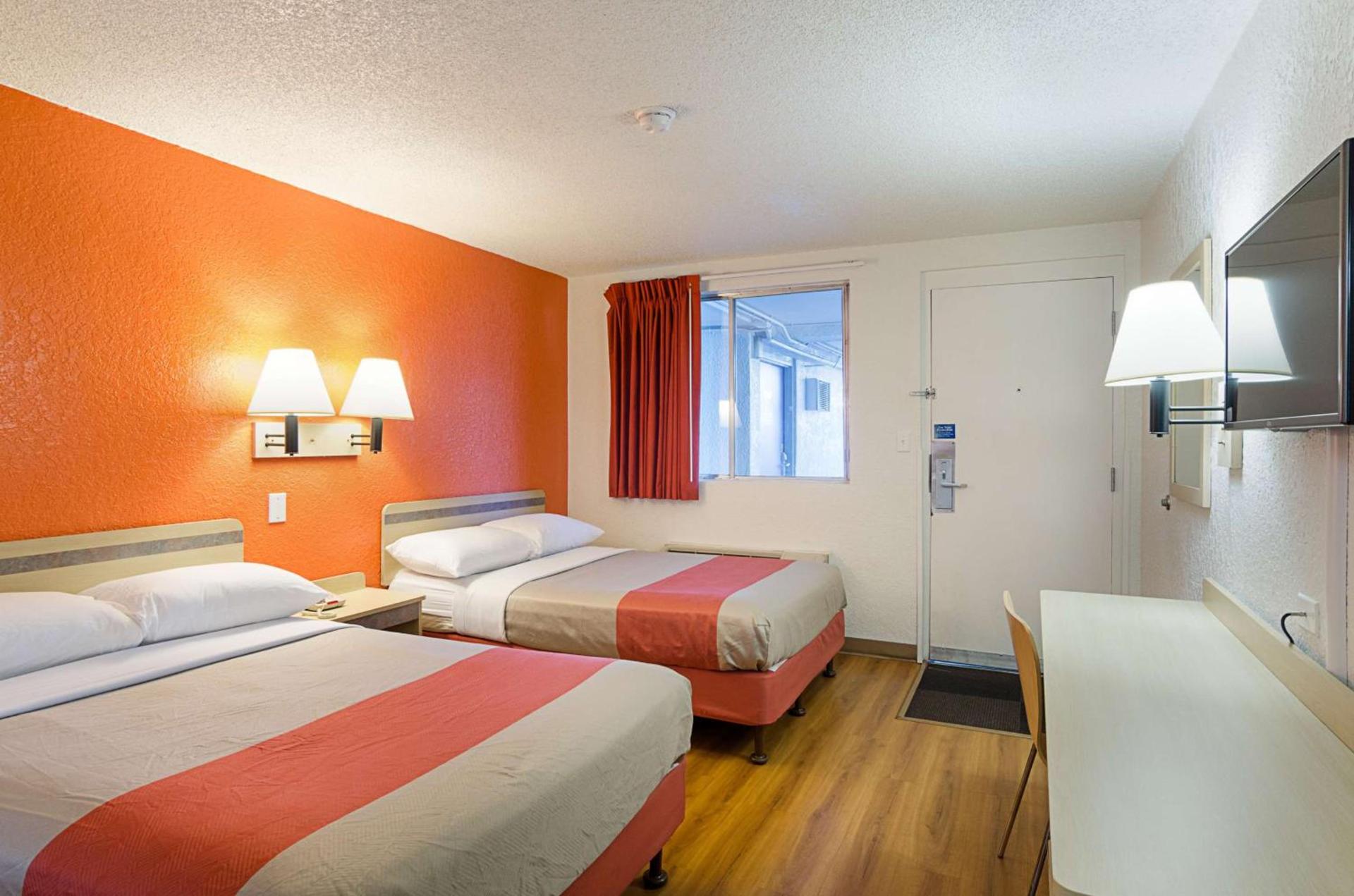 Motel 6- Denver, CO Downtown photo 53