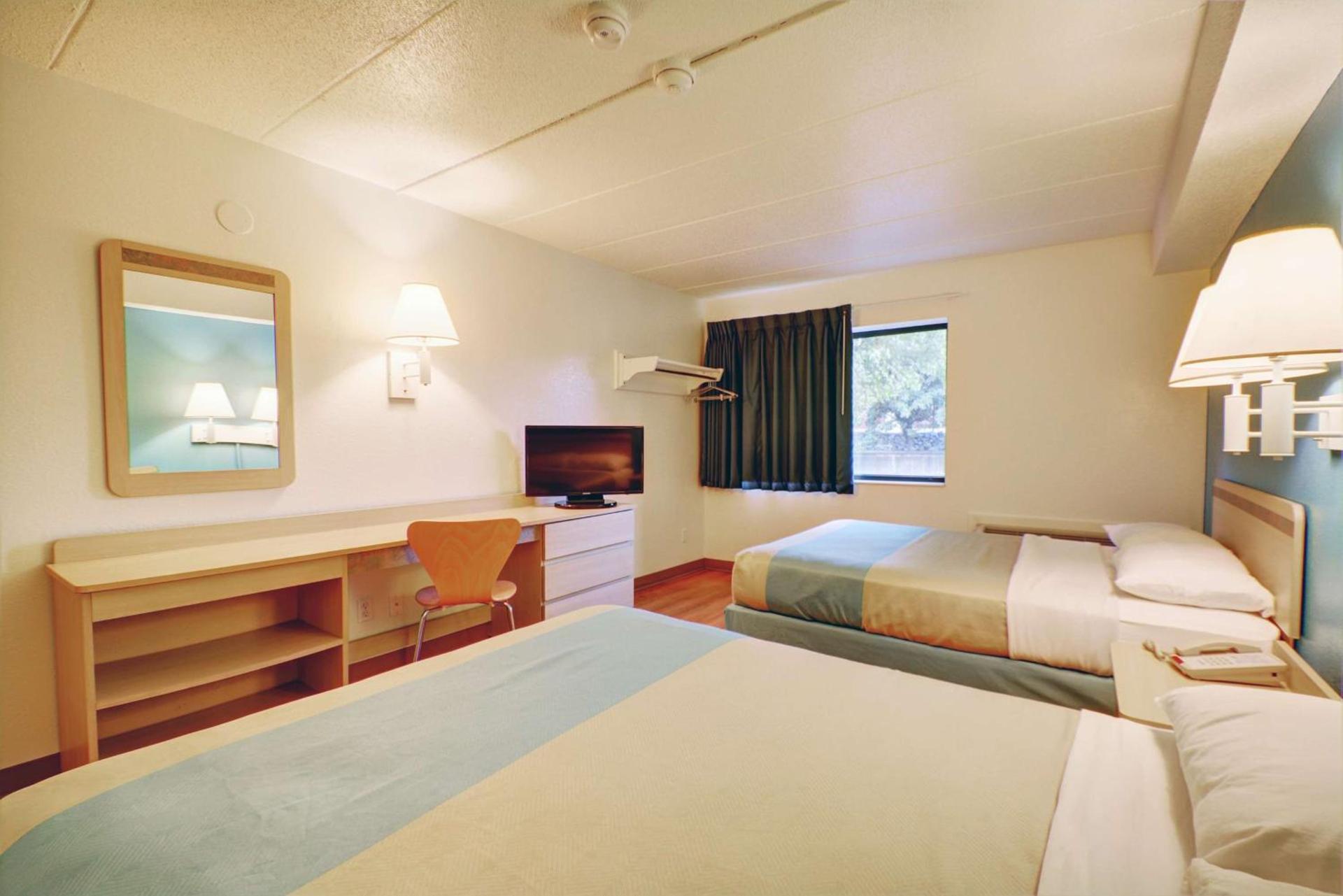 Motel 6-Newport, RI photo 42