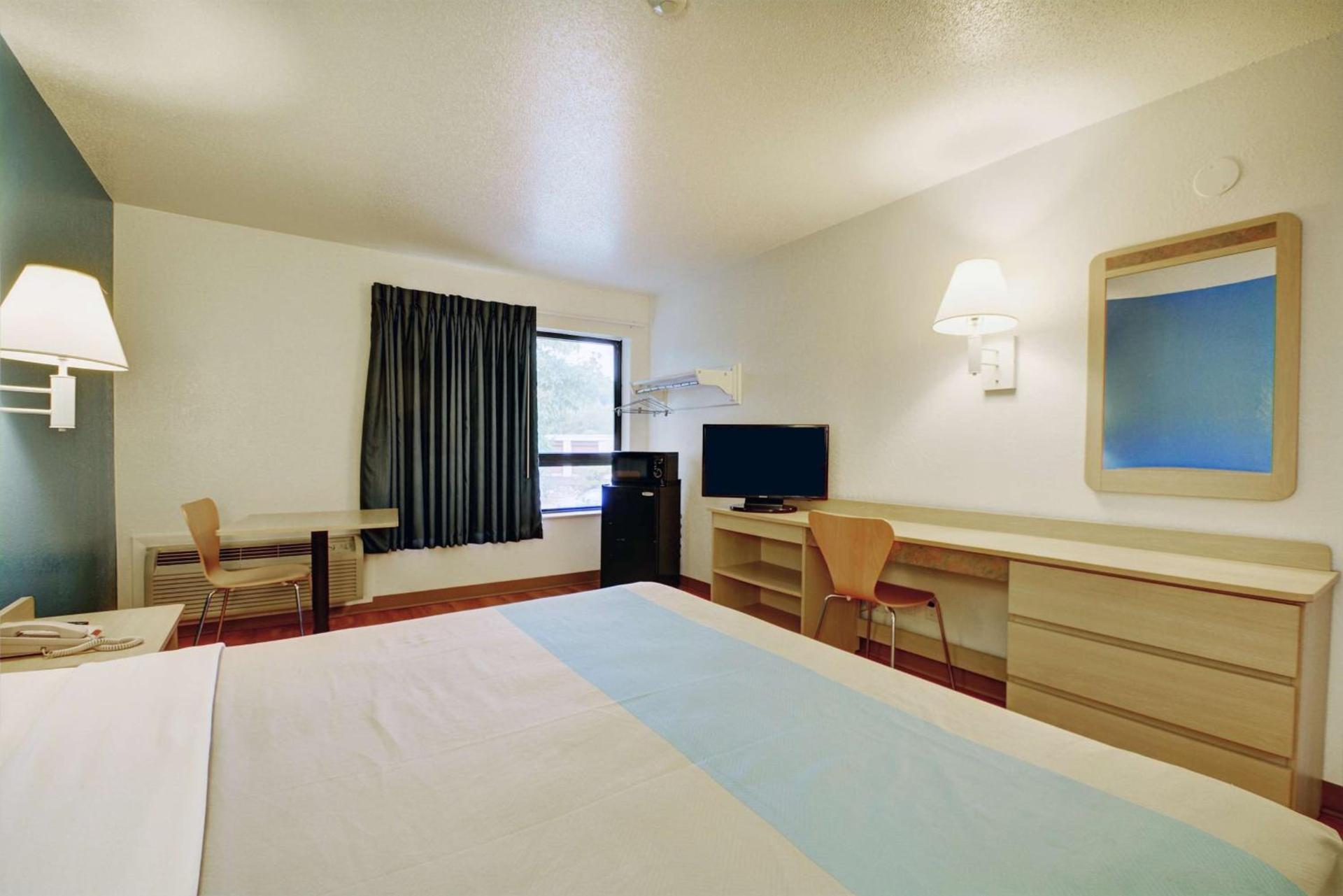 Motel 6-Newport, RI photo 39