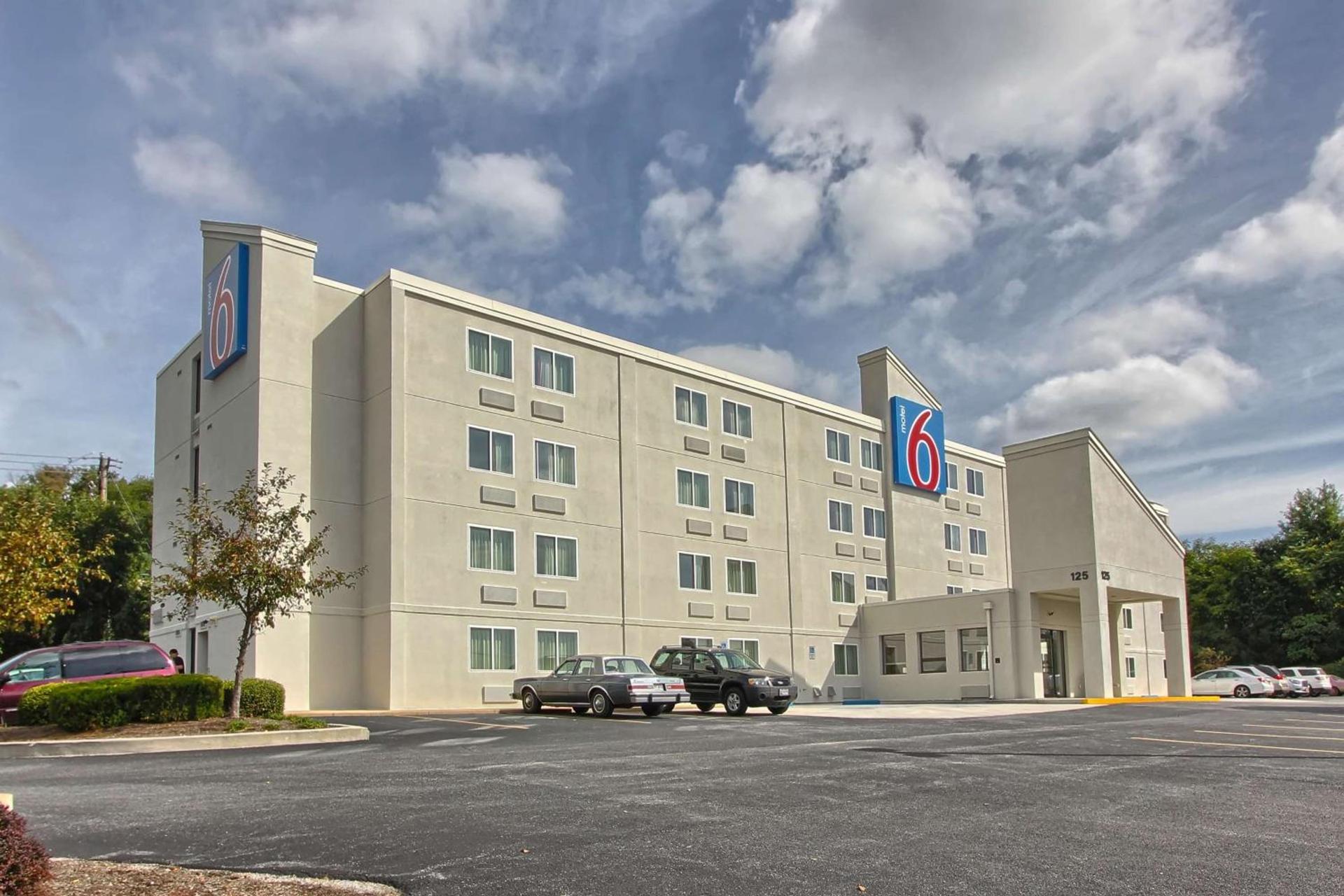 Motel 6-York, PA - North photo 92
