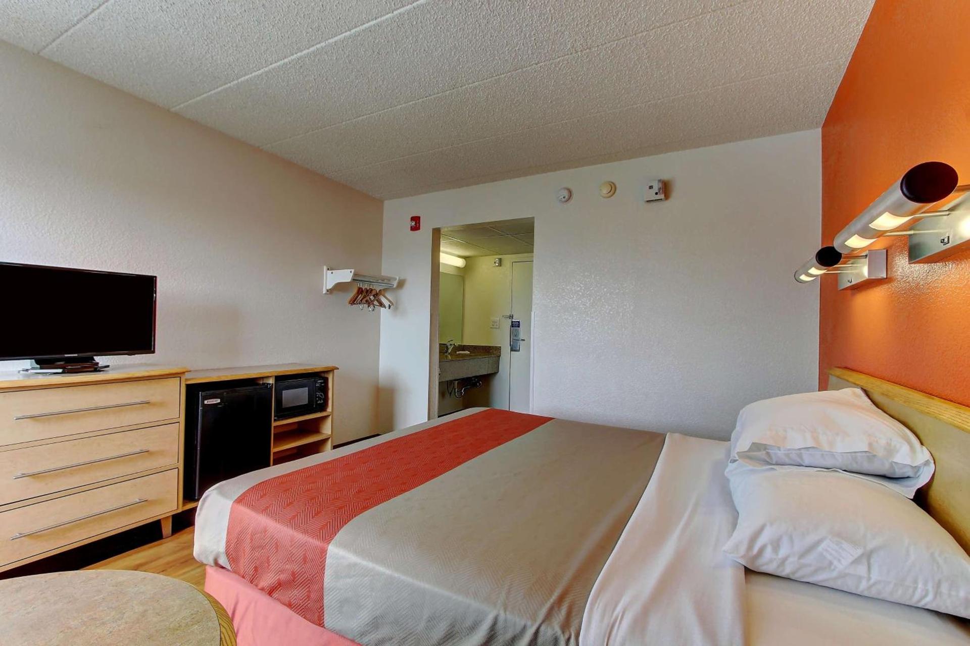Motel 6-York, PA - North photo 77