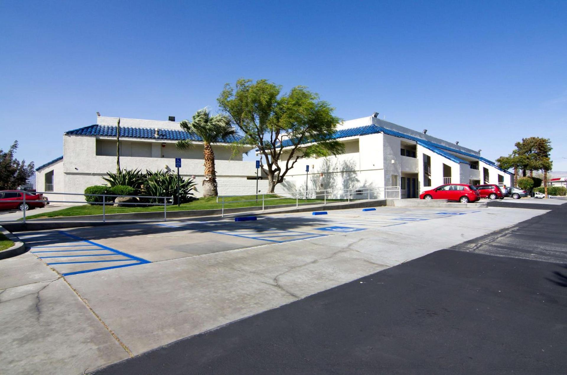 Motel 6-North Palm Springs, CA - North photo 58