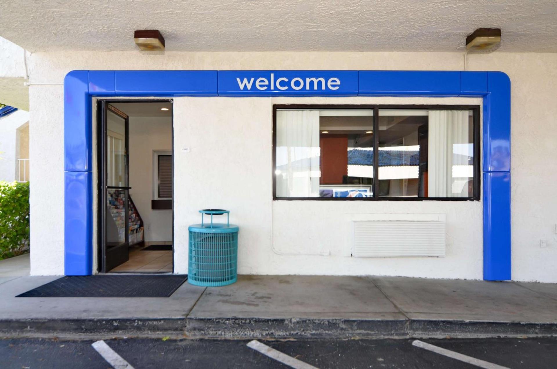 Motel 6-North Palm Springs, CA - North photo 53