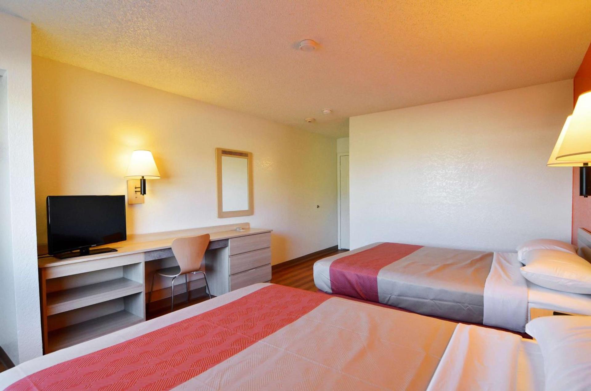 Motel 6-North Palm Springs, CA - North photo 44