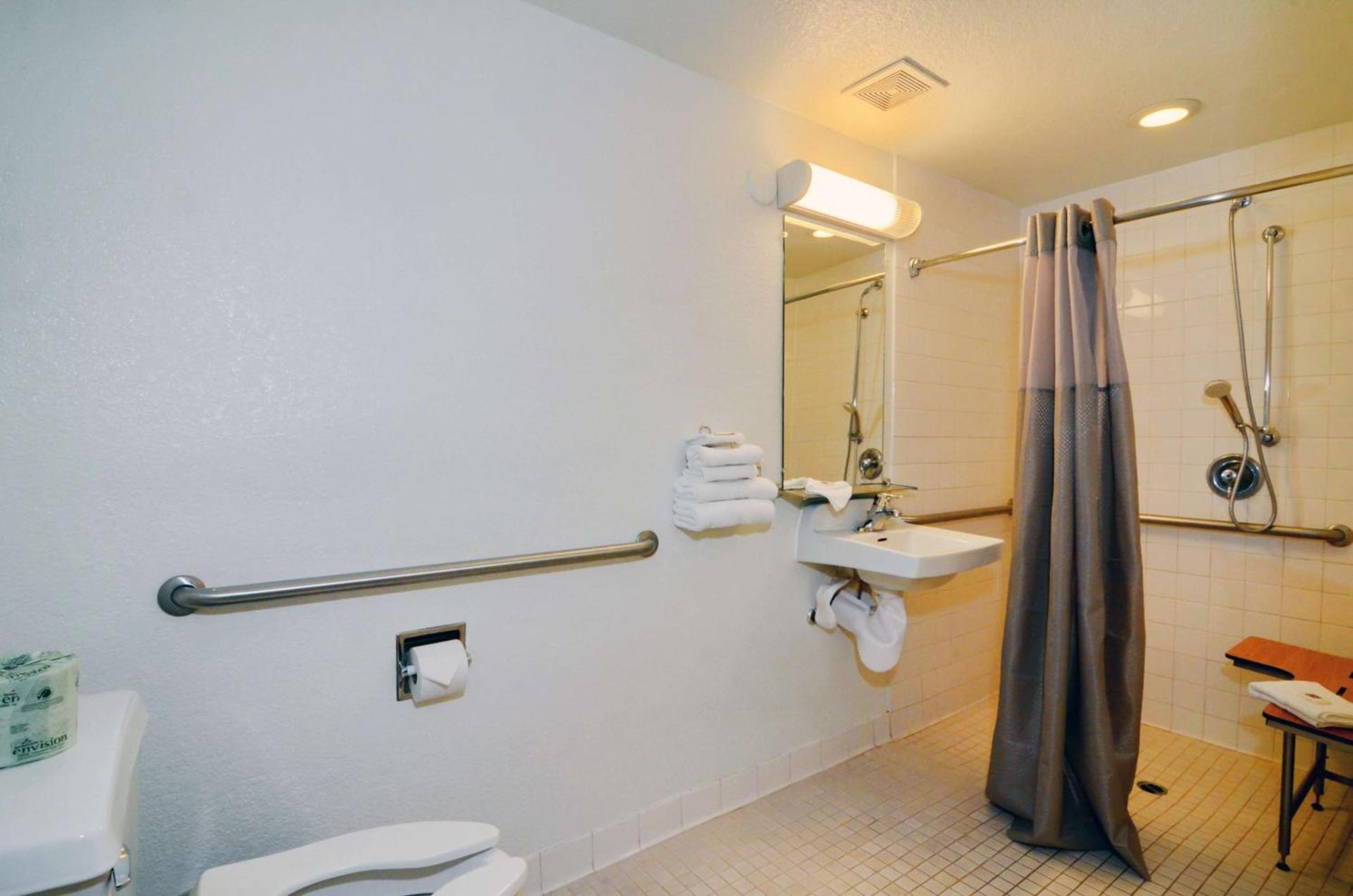 Motel 6-North Palm Springs, CA - North photo 37