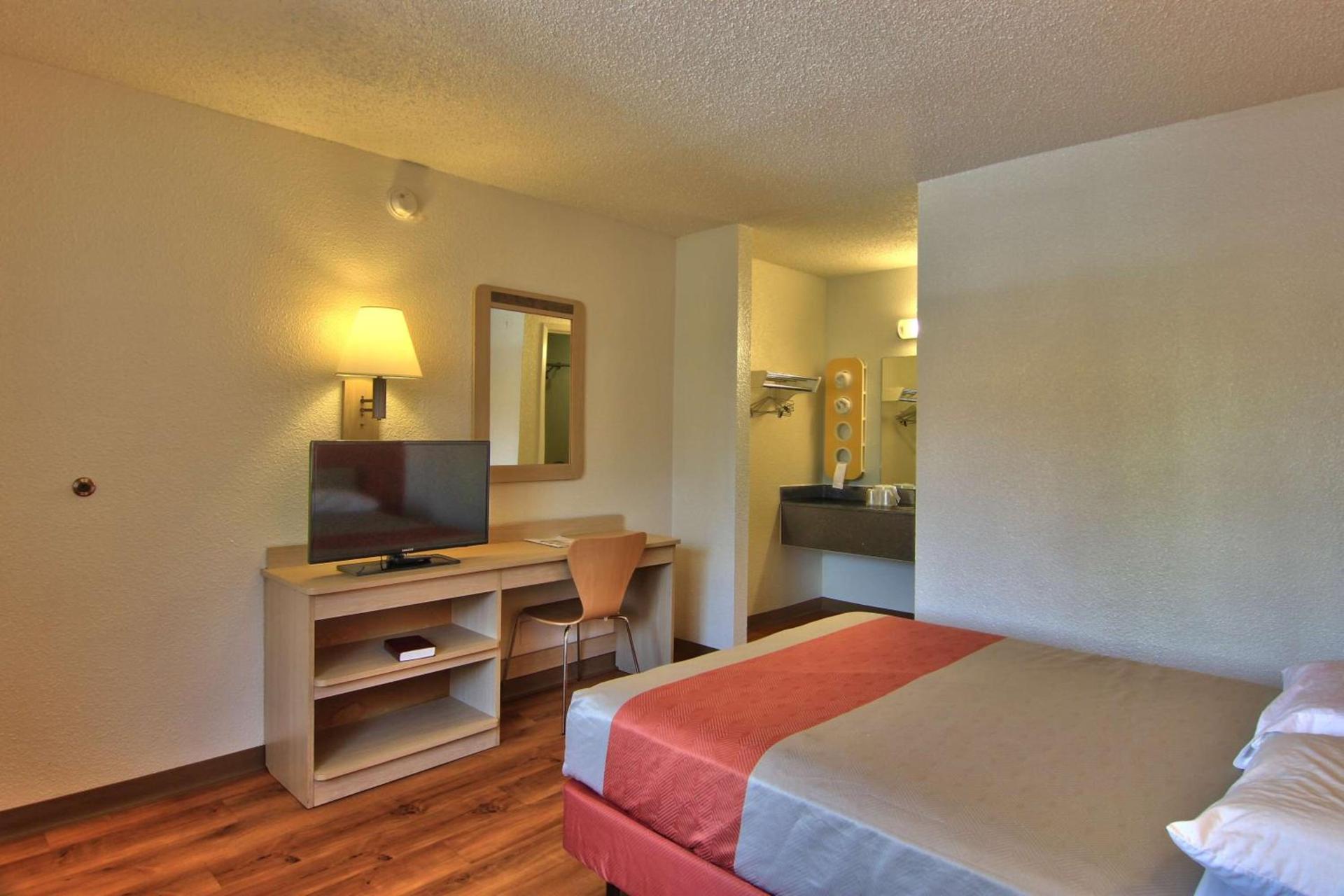 Motel 6-Sacramento, CA - Old Sacramento North photo 31