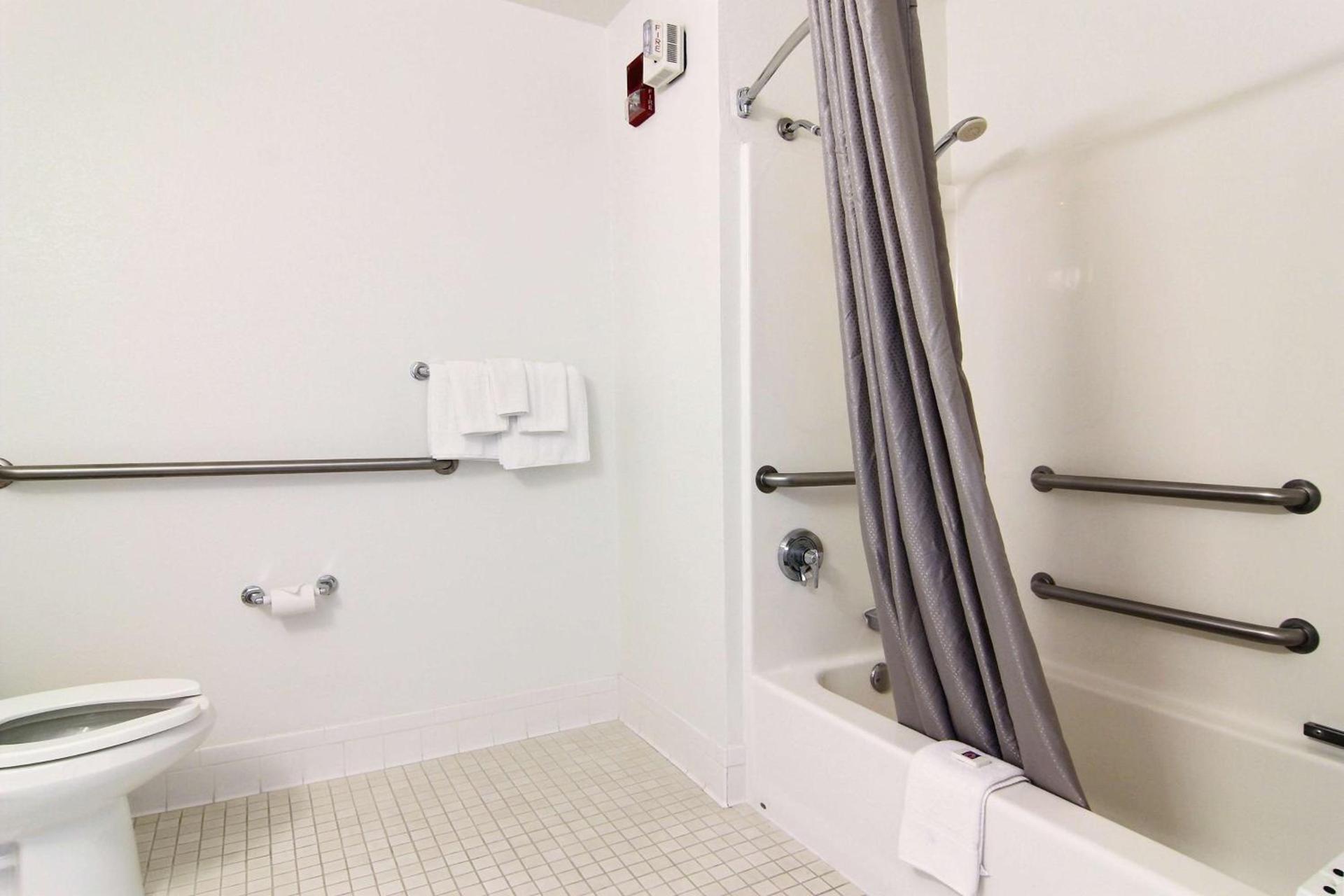 Motel 6-Albuquerque, NM - North photo 31