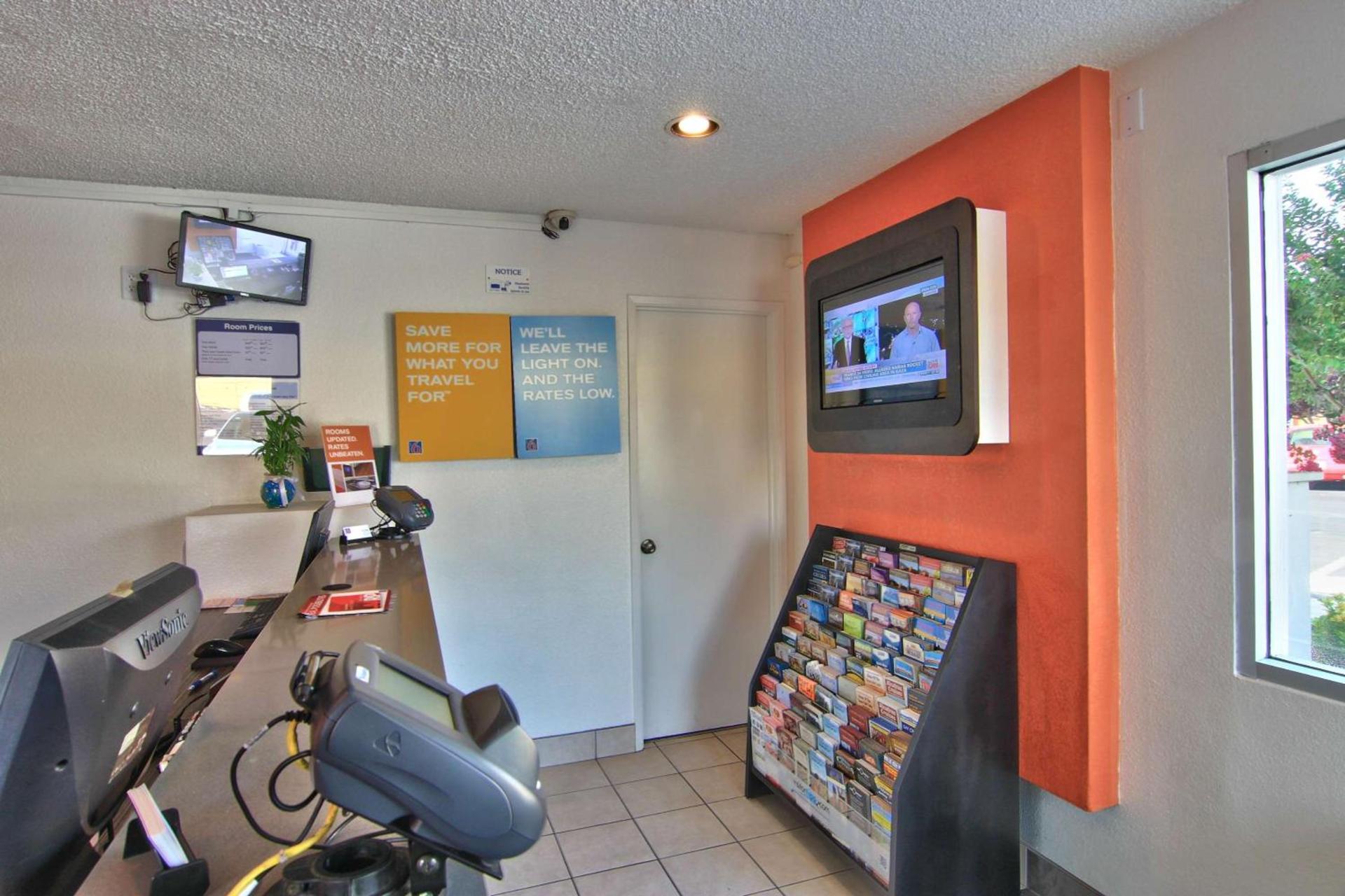 Motel 6-Sacramento, CA - Old Sacramento North photo 28