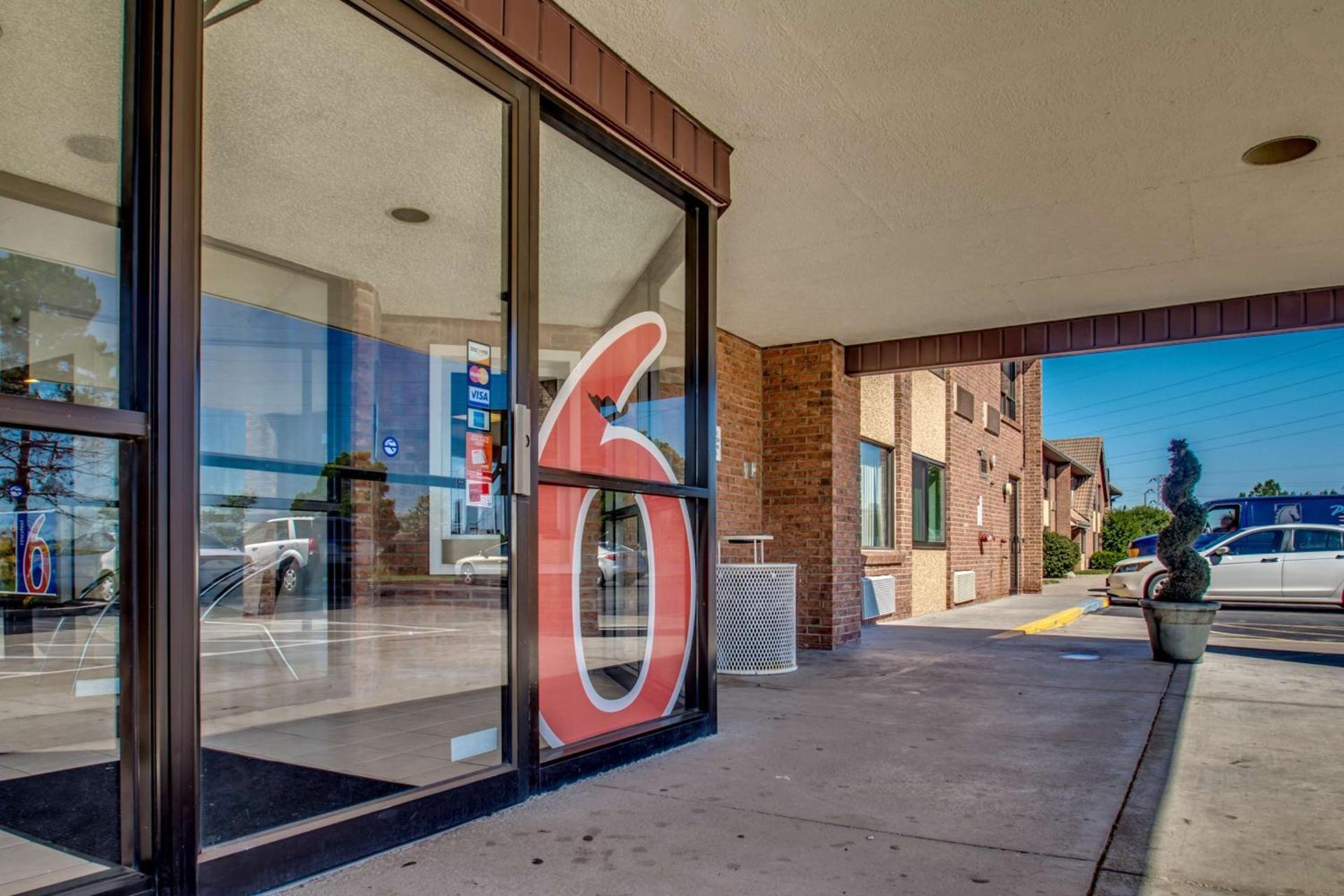 Motel 6-Amherst, NY - Buffalo photo 51