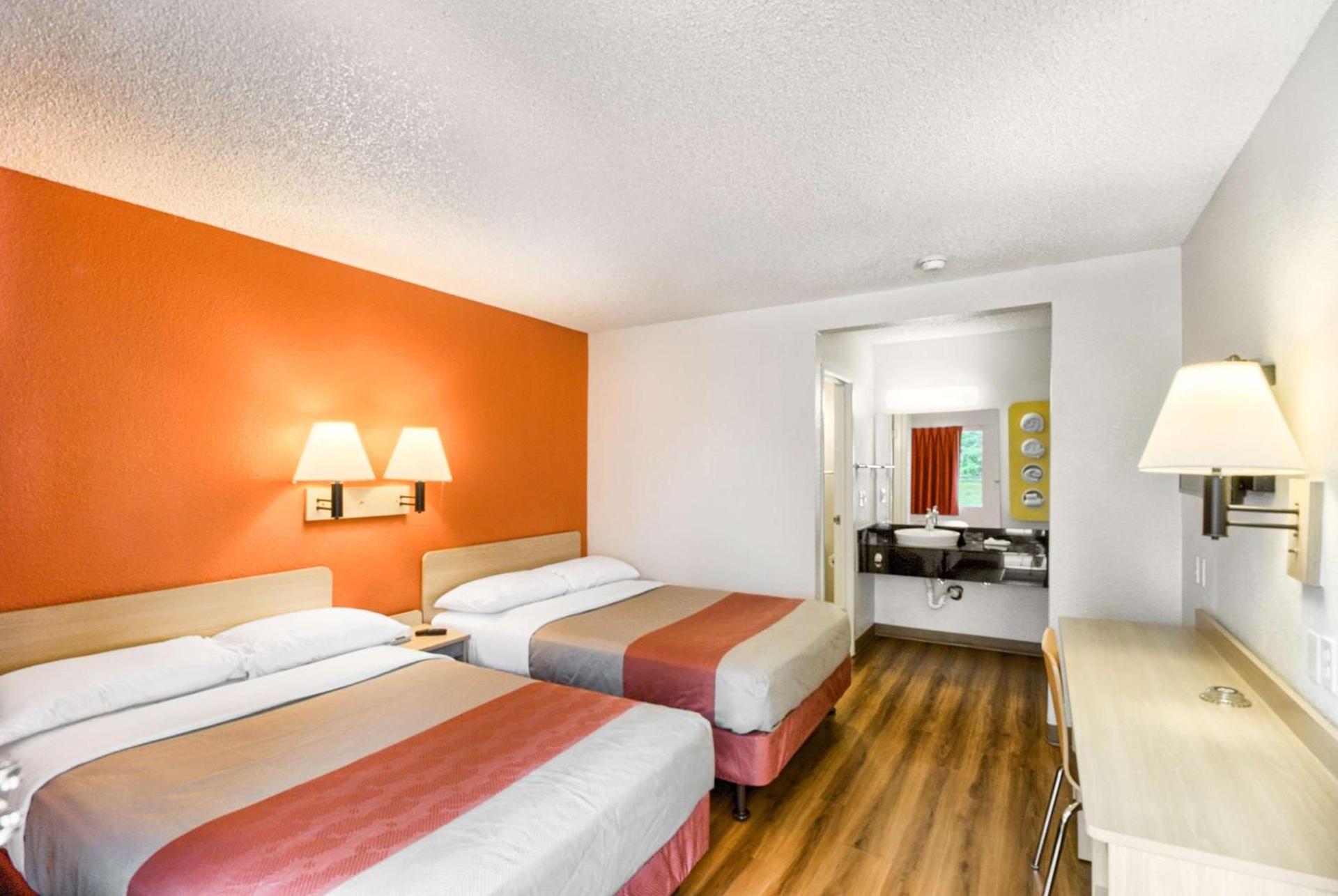 Motel 6-Everett, WA - South photo 38