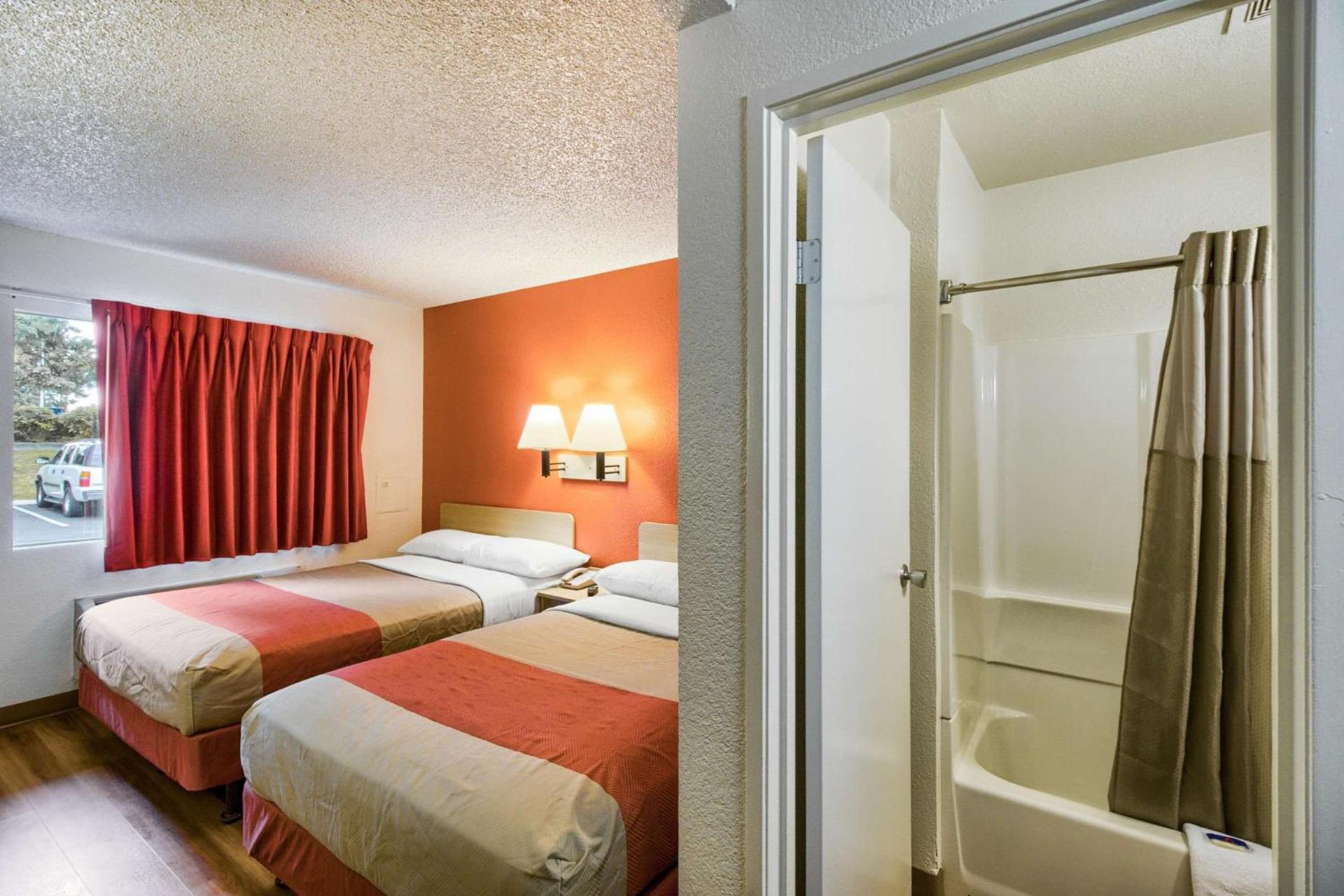 Motel 6-Everett, WA - South photo 39