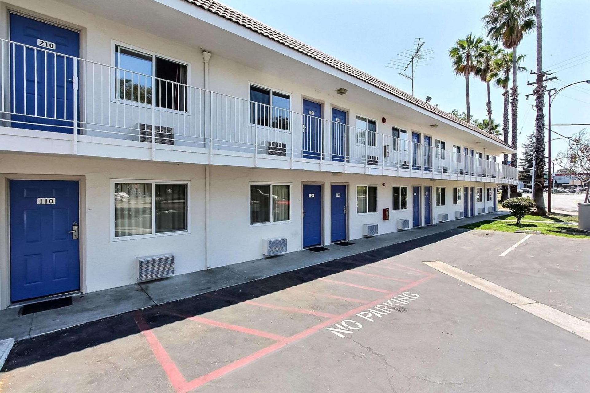 Motel 6-Campbell, CA - San Jose photo 45