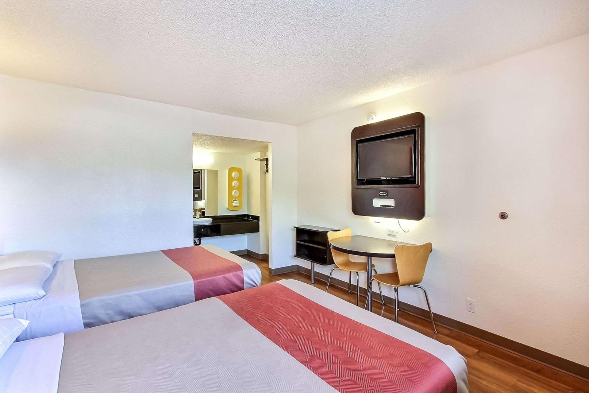 Motel 6-Campbell, CA - San Jose photo 39