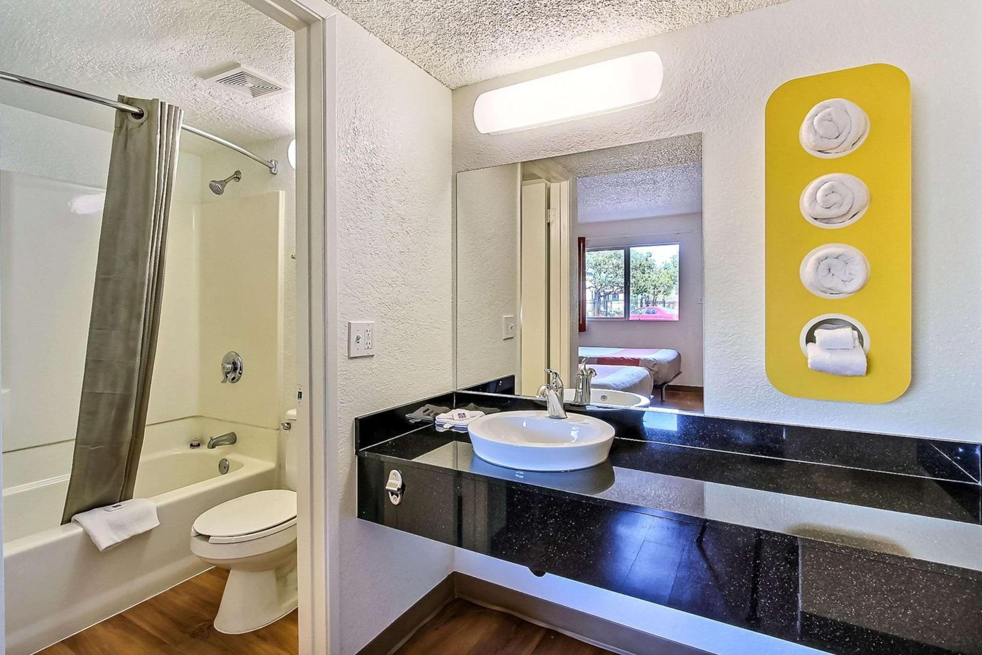 Motel 6-Campbell, CA - San Jose photo 29
