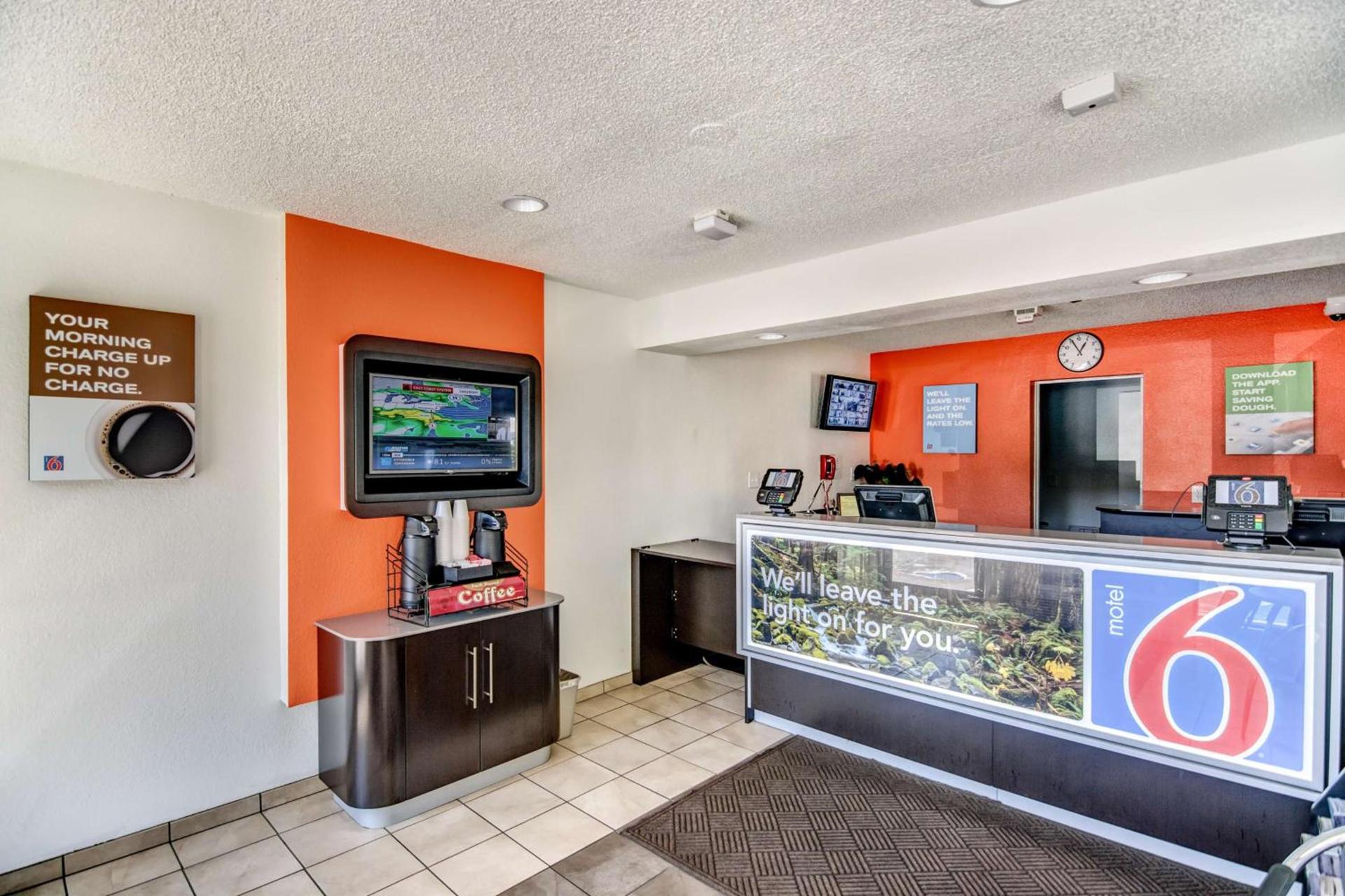 Motel 6-Stockton, CA - North photo 50