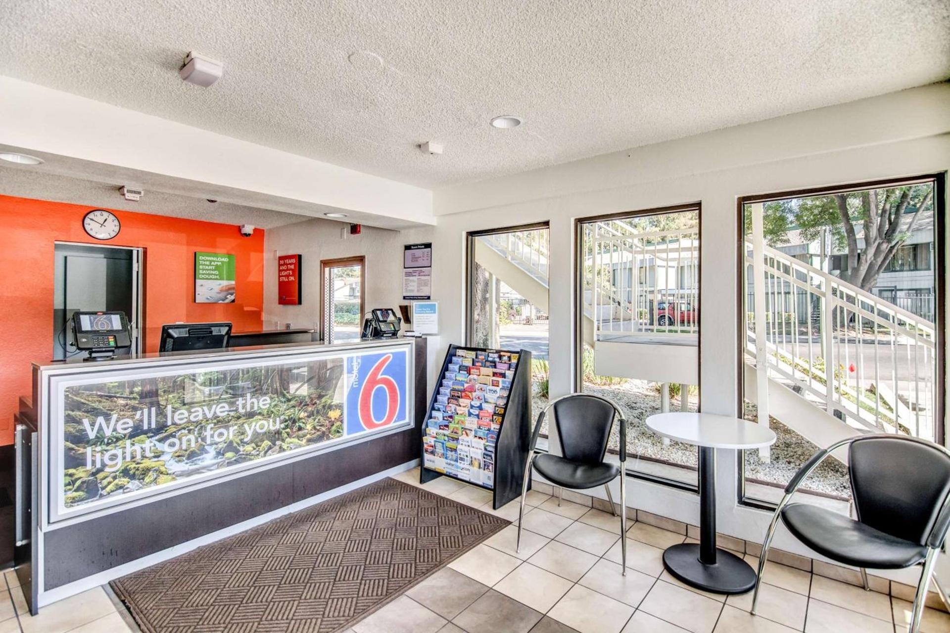Motel 6-Stockton, CA - North photo 49