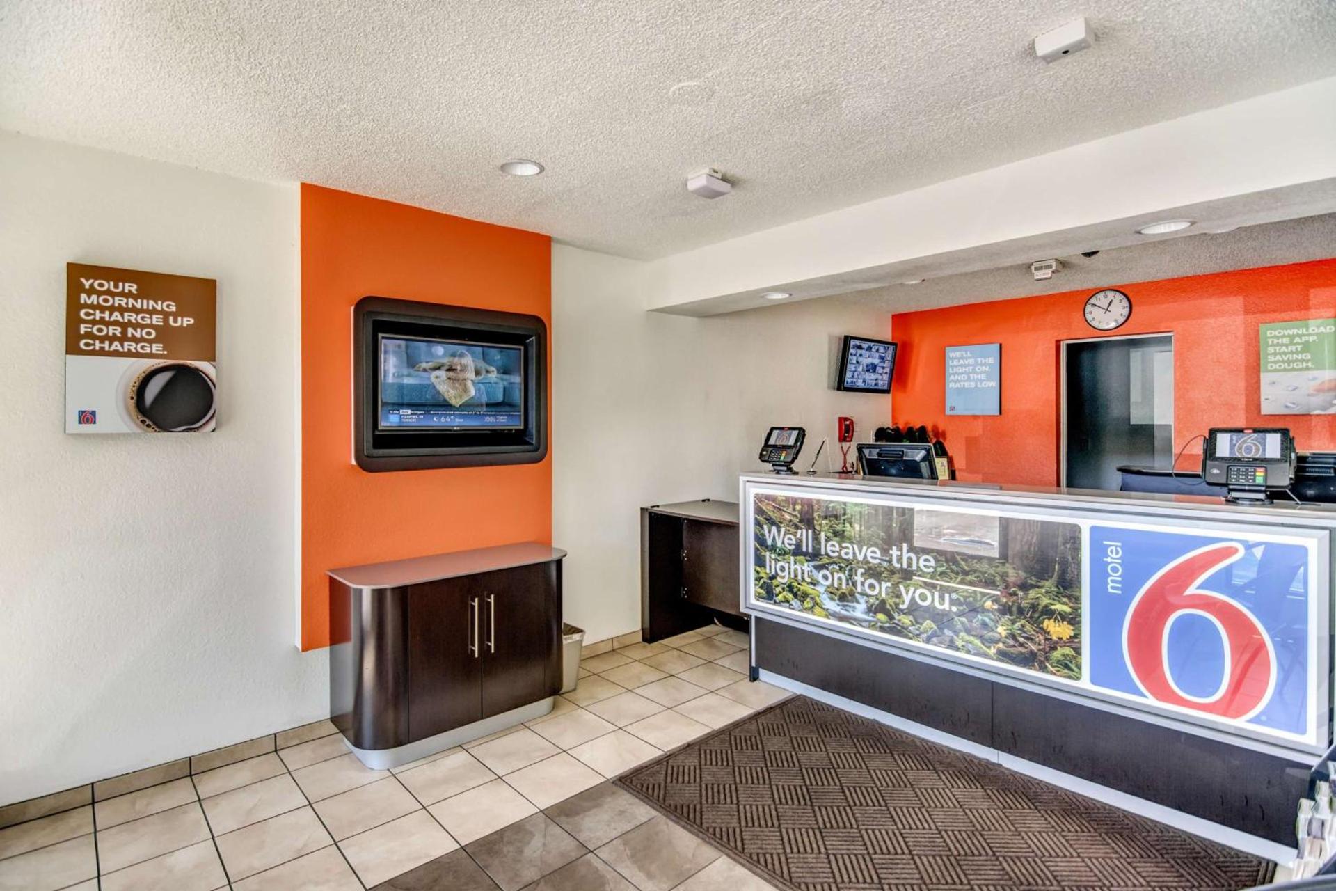 Motel 6-Stockton, CA - North photo 48