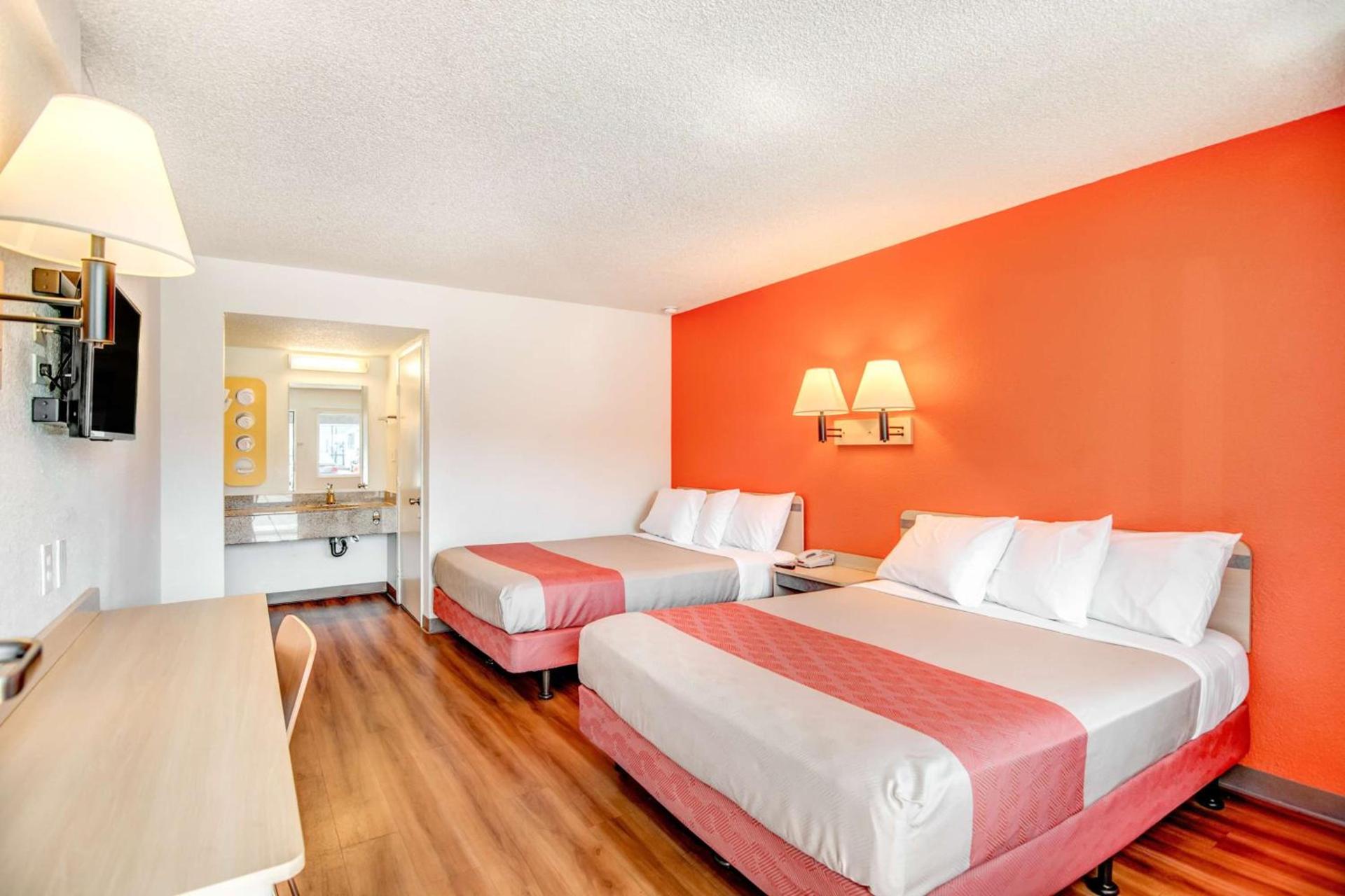 Motel 6-Stockton, CA - North photo 43