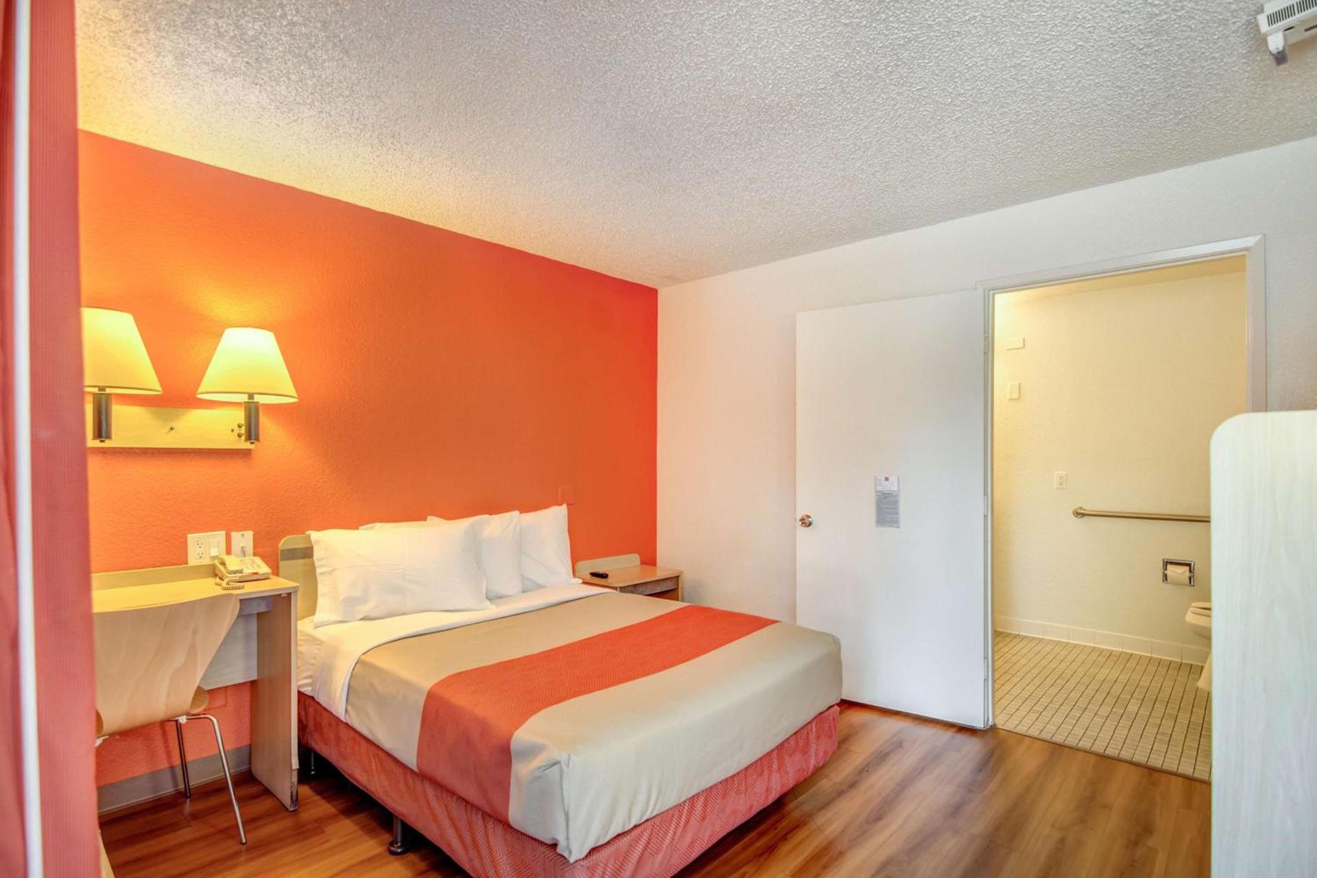 Motel 6-Stockton, CA - North photo 41