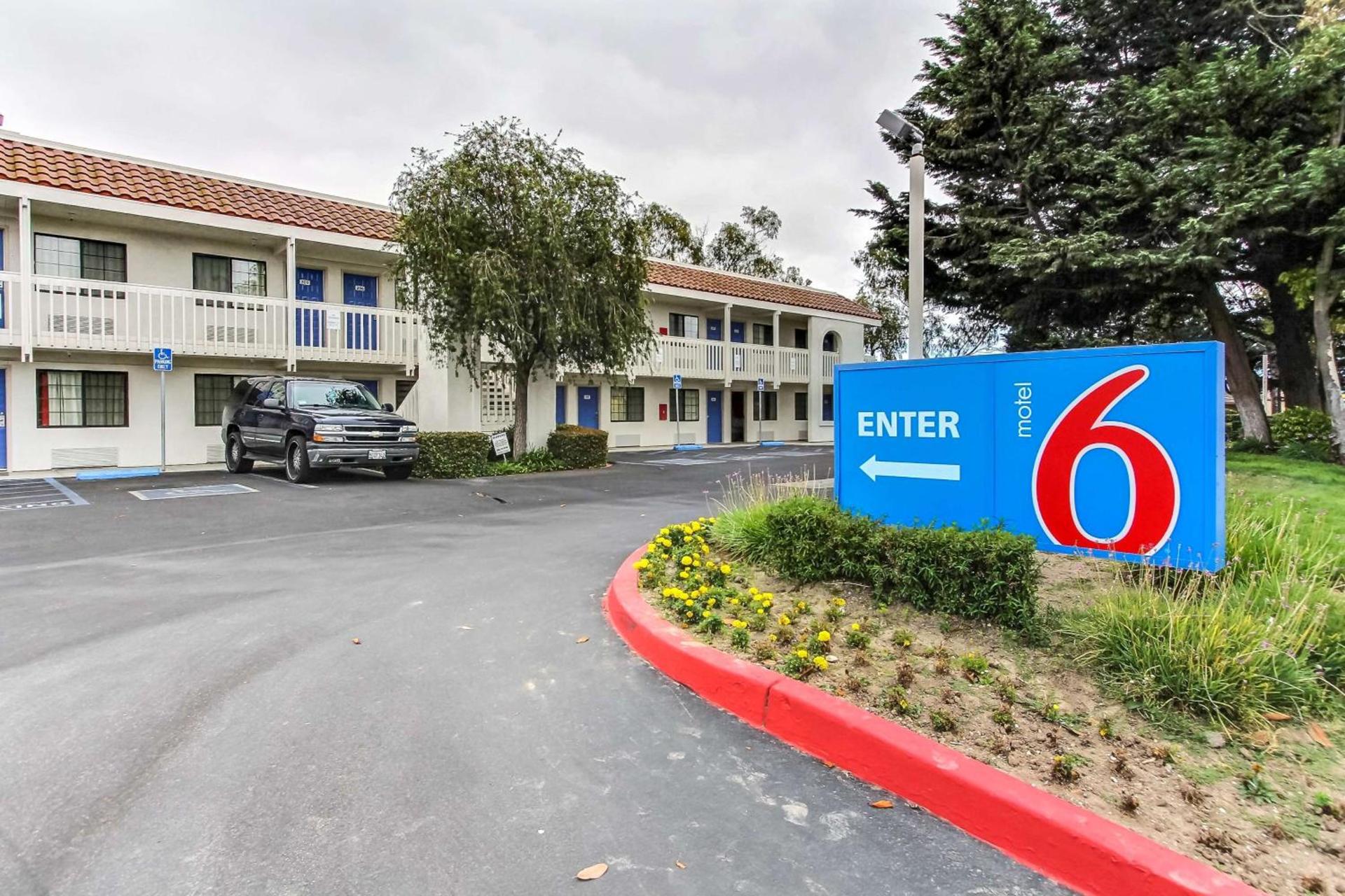 Motel 6-Salinas, CA - North Monterey Area — hotel in Salinas
