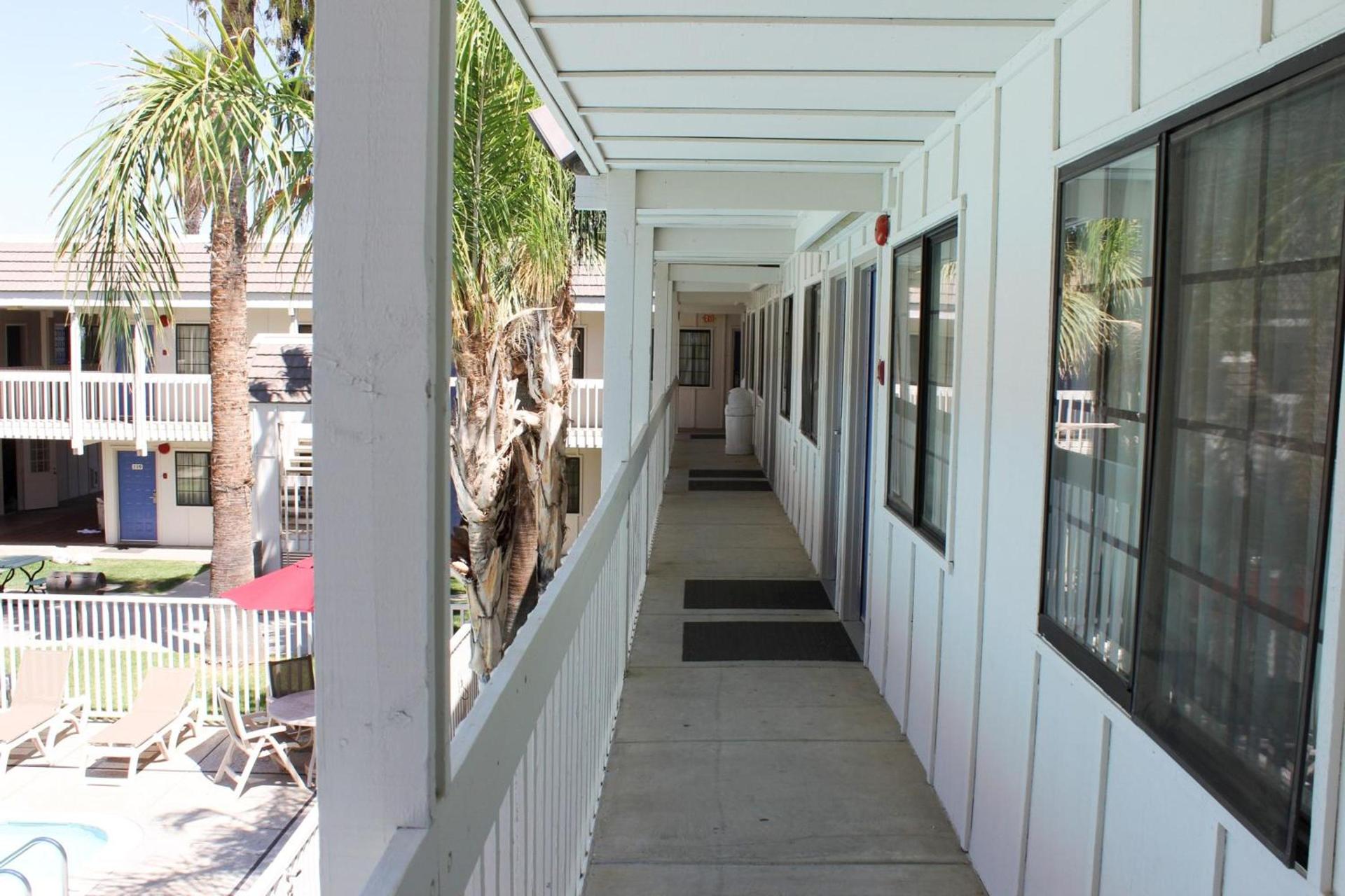 Motel 6-Coalinga, CA - East photo 63