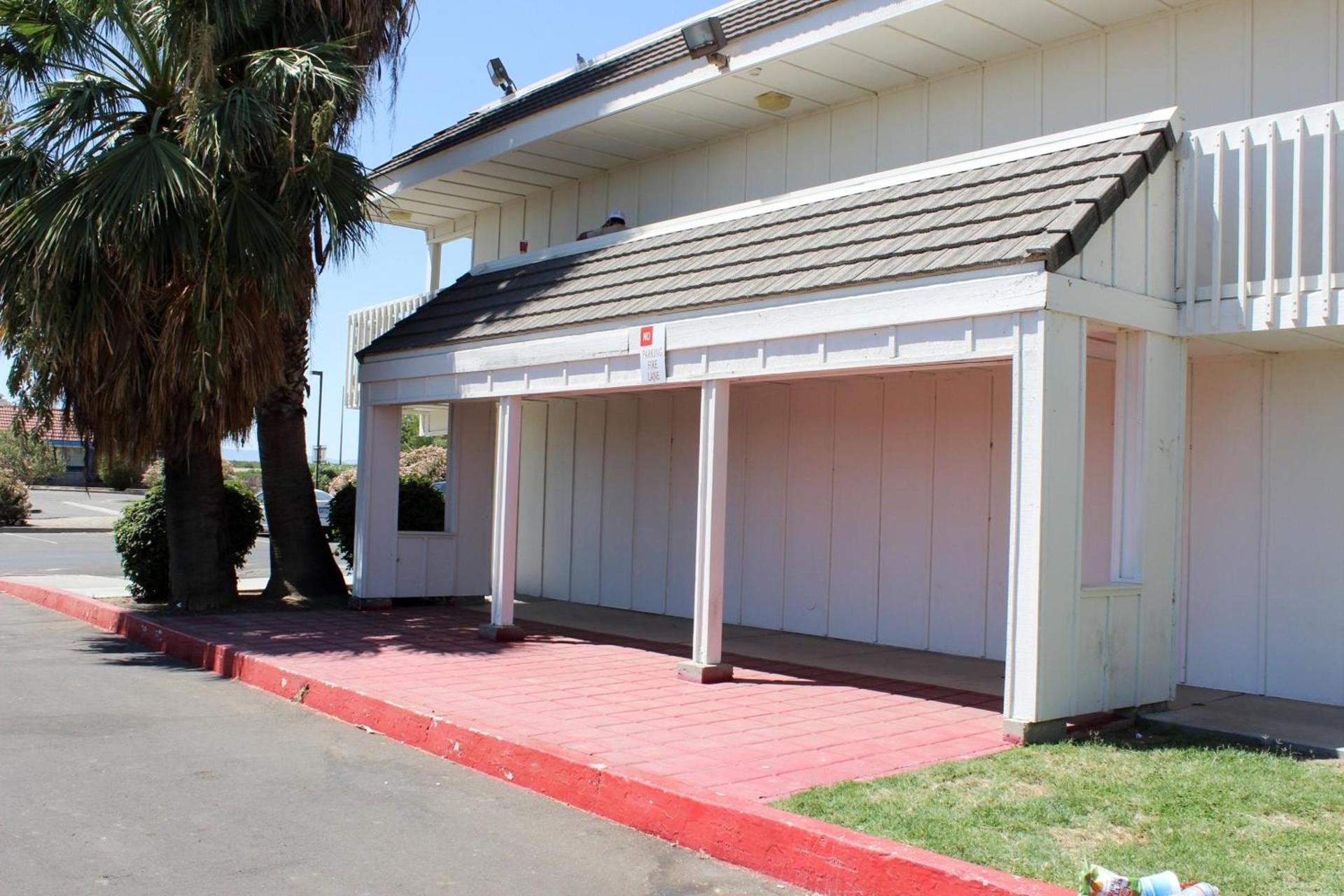 Motel 6-Coalinga, CA - East photo 53