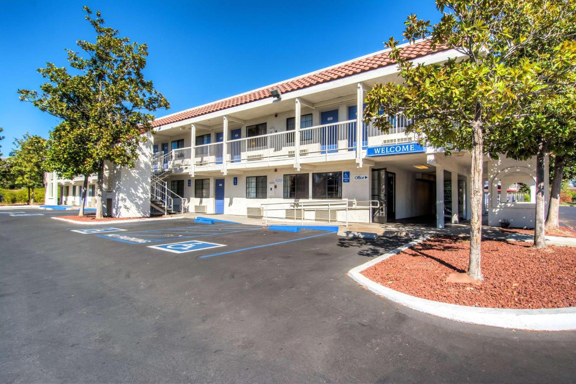 Motel 6-Redding, CA - South photo 50