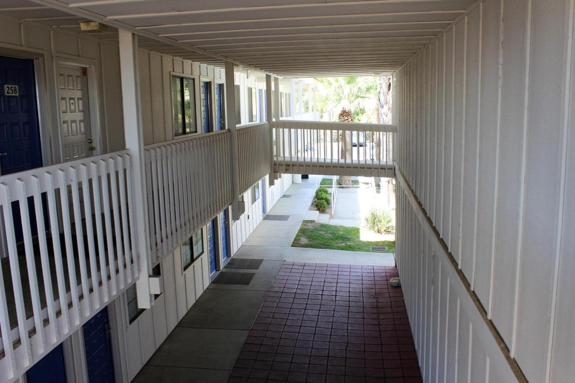 Motel 6-Coalinga, CA - East photo 52