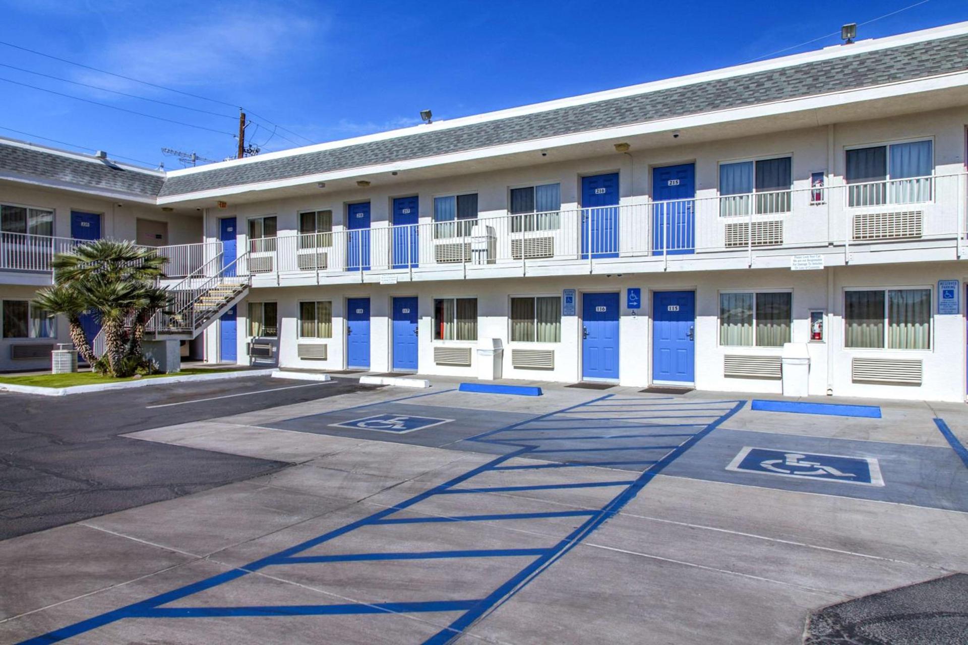 Motel 6-Phoenix, AZ - Airport - 24th Street photo 1