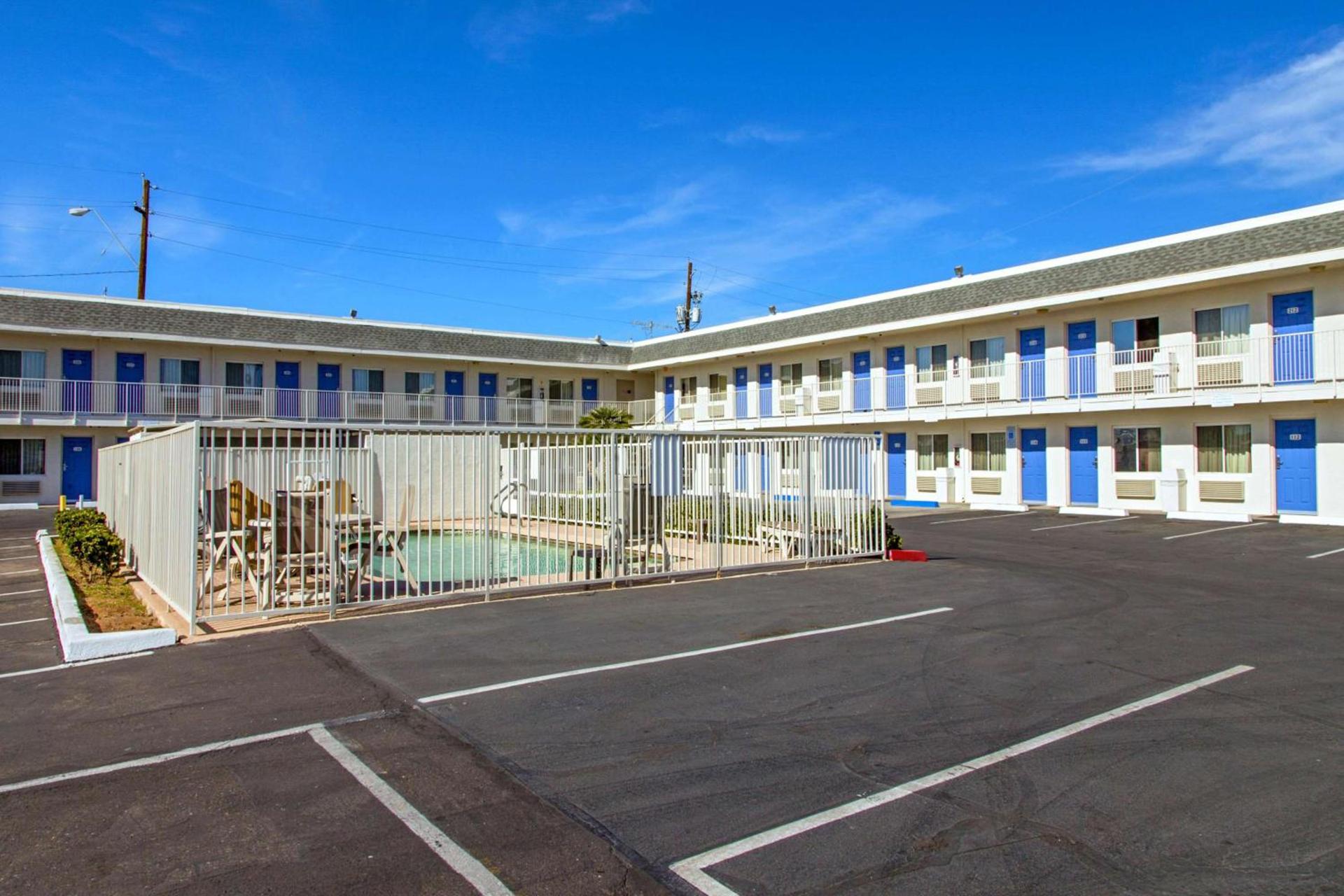 Motel 6-Phoenix, AZ - Airport - 24th Street photo 57