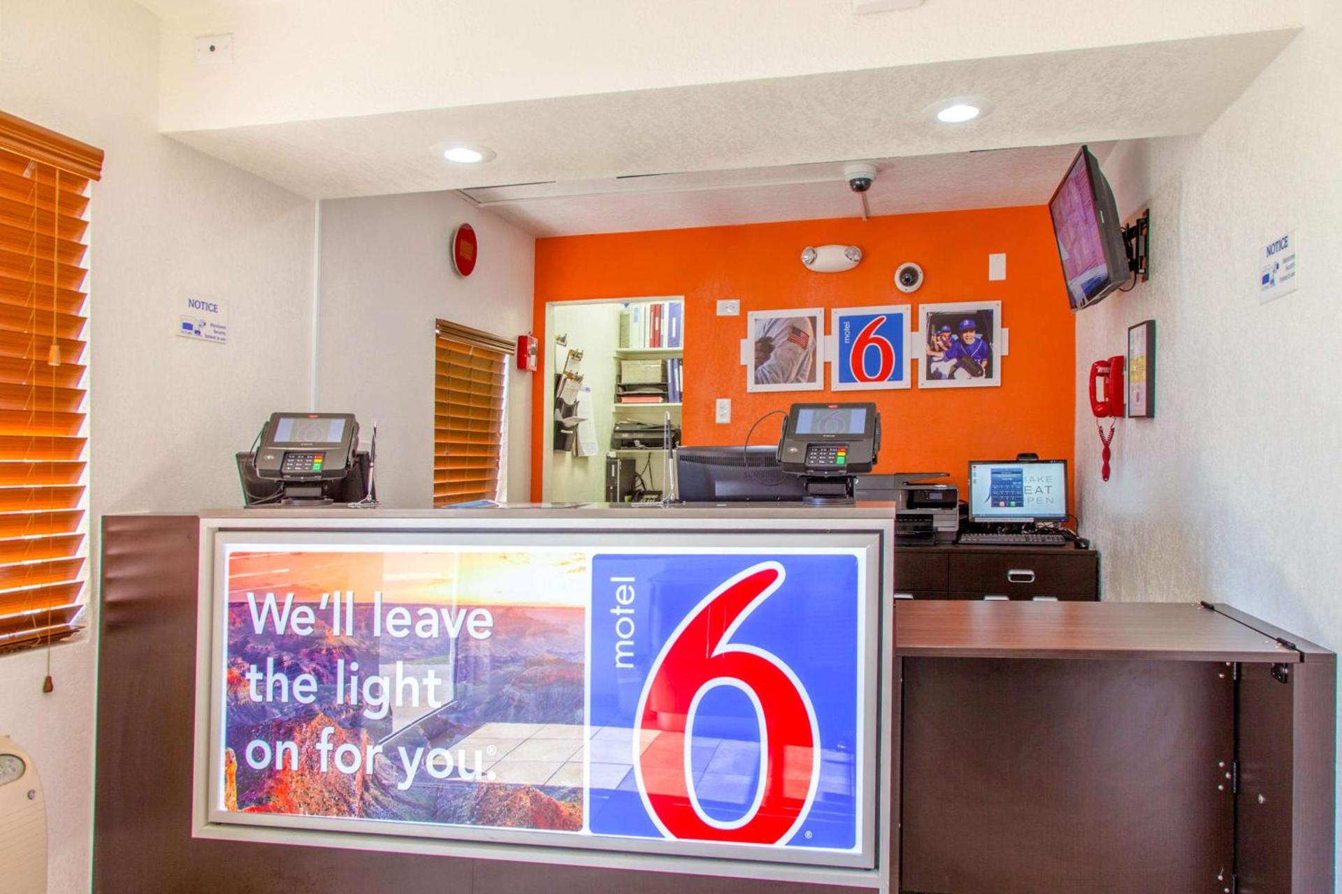 Motel 6-Phoenix, AZ - Airport - 24th Street photo 50