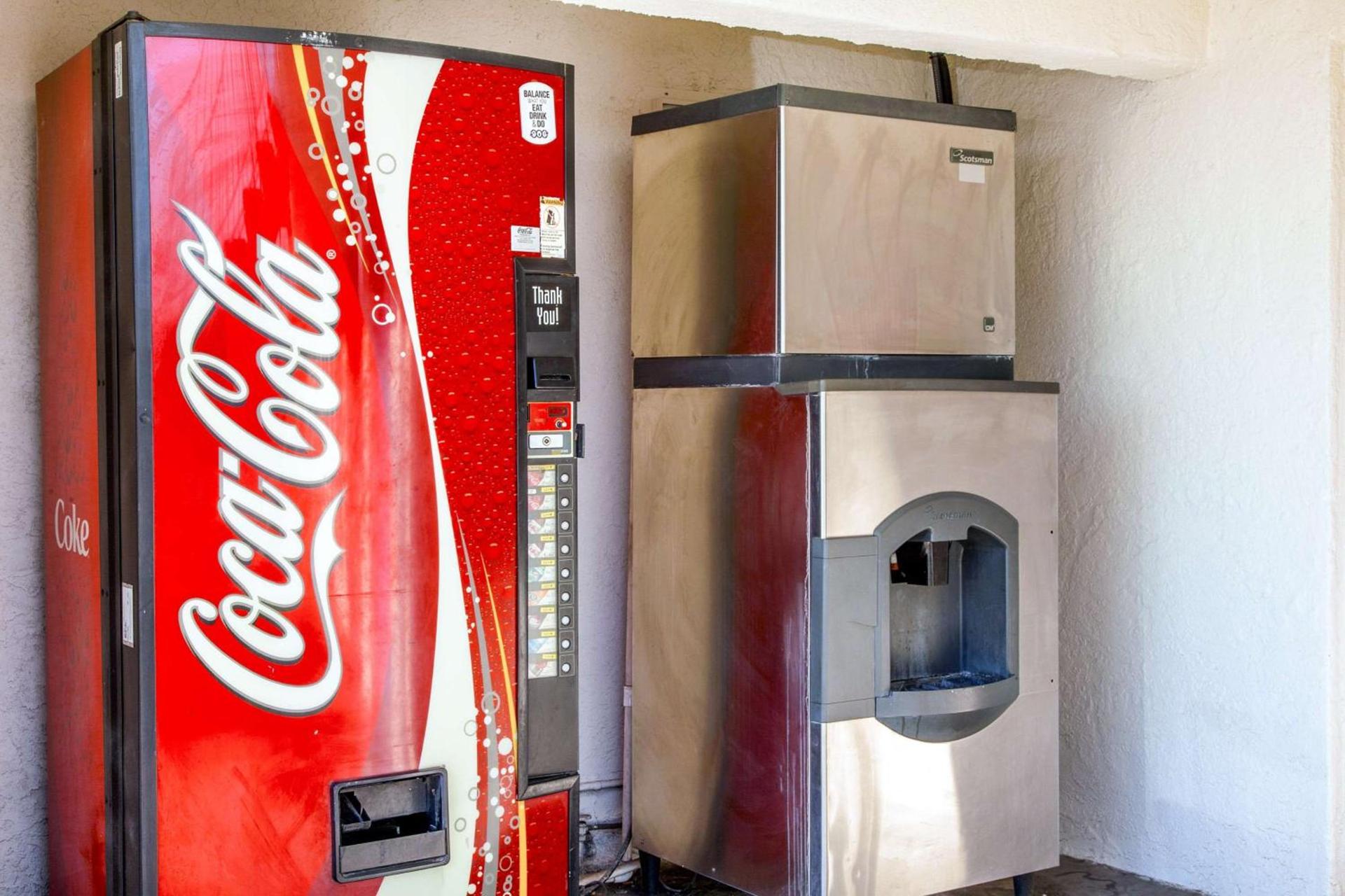 Motel 6-Phoenix, AZ - Airport - 24th Street photo 34
