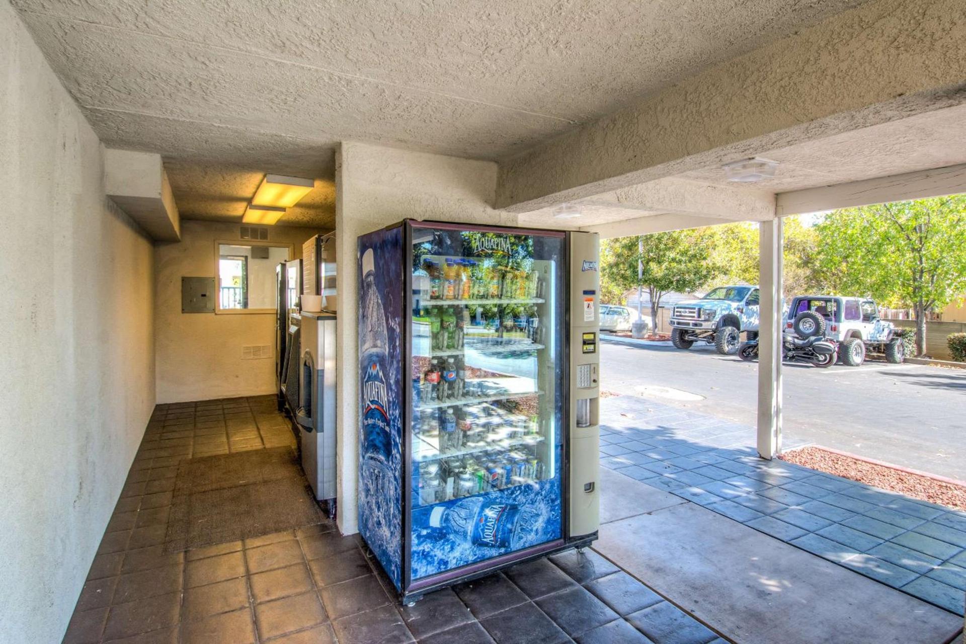 Motel 6-Redding, CA - South photo 56