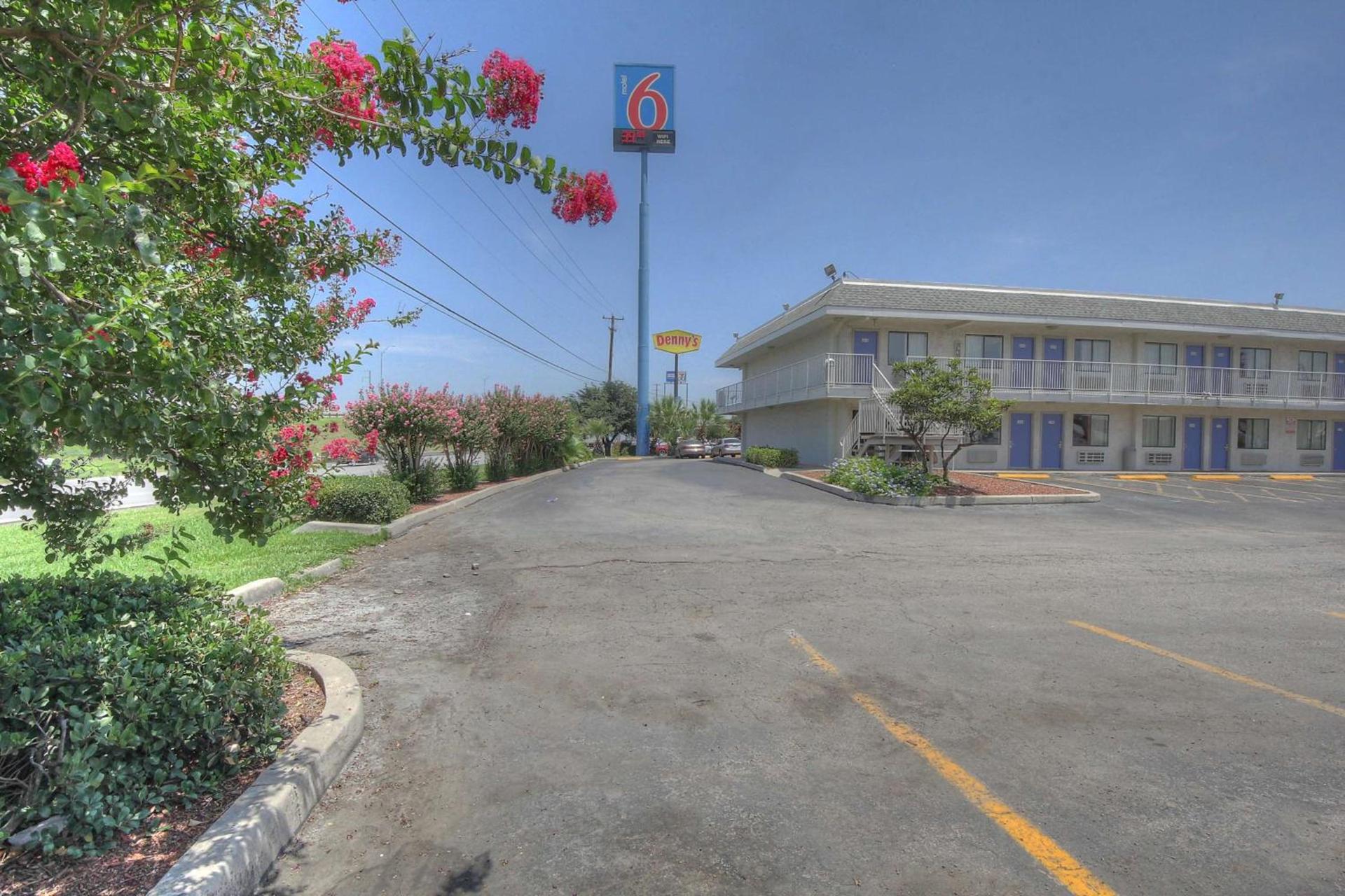Motel 6-San Antonio, TX - Fort Sam Houston photo 75