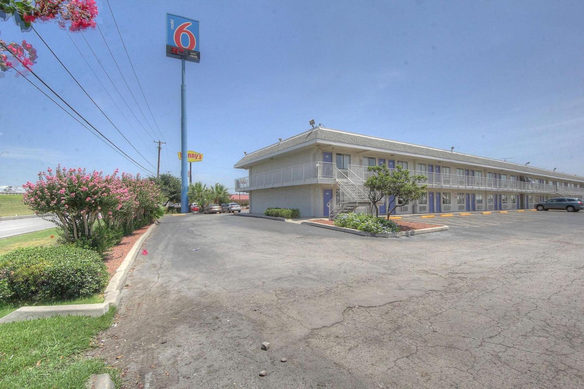 Motel 6-San Antonio, TX - Fort Sam Houston photo 71
