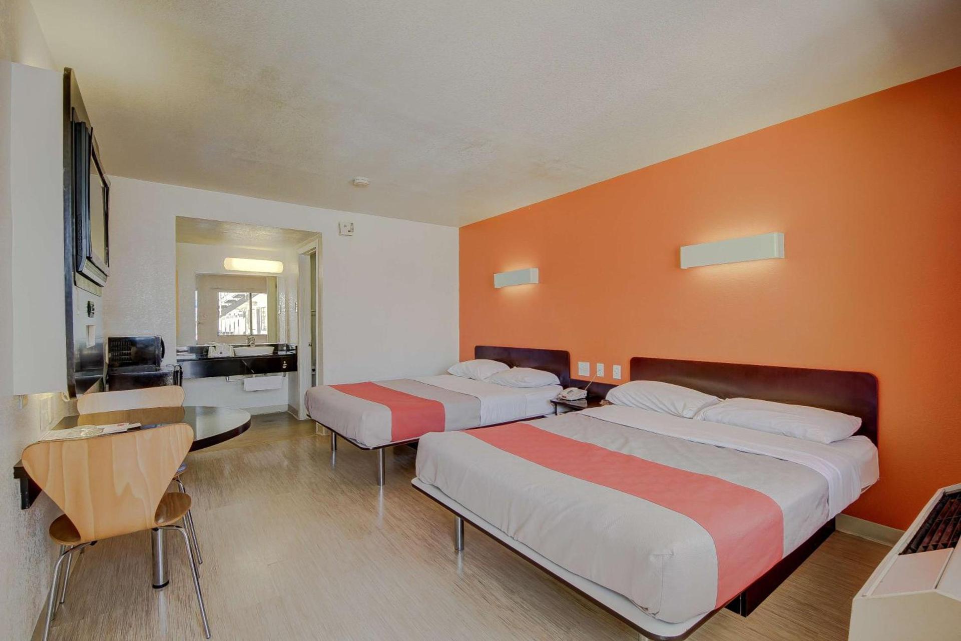 Motel 6-San Antonio, TX - Fort Sam Houston photo 66