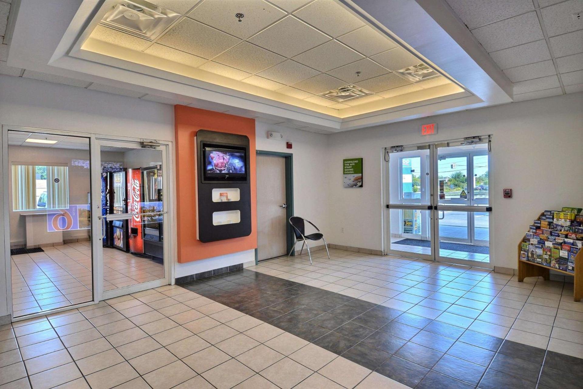 Motel 6-Tewksbury, MA - Boston photo 53