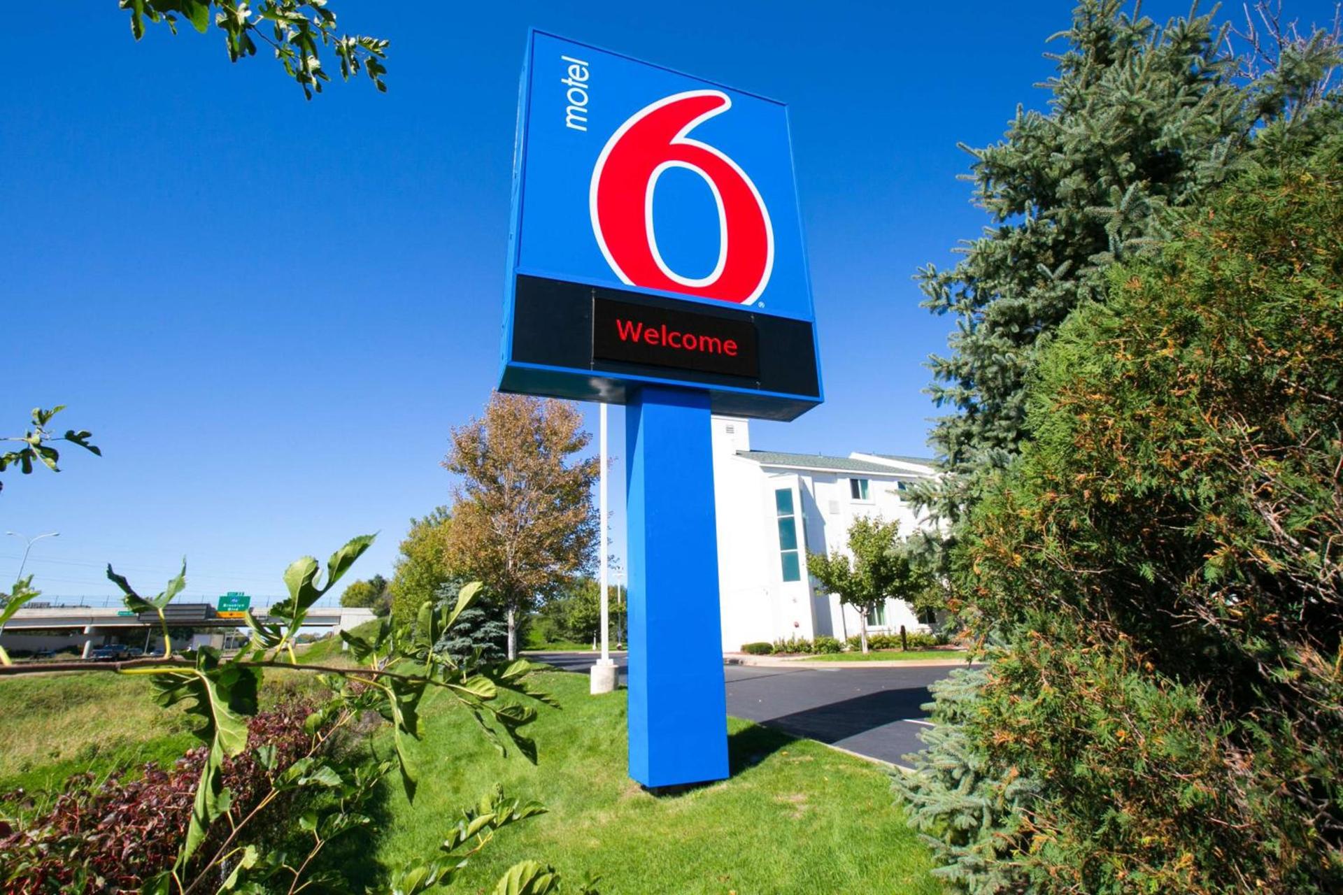 Motel 6-Brooklyn Center, MN - Minneapolis photo 64
